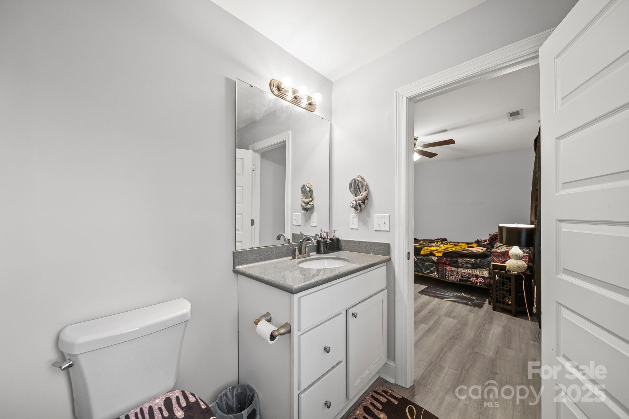 511 S Carolina Avenue Property Photo 23