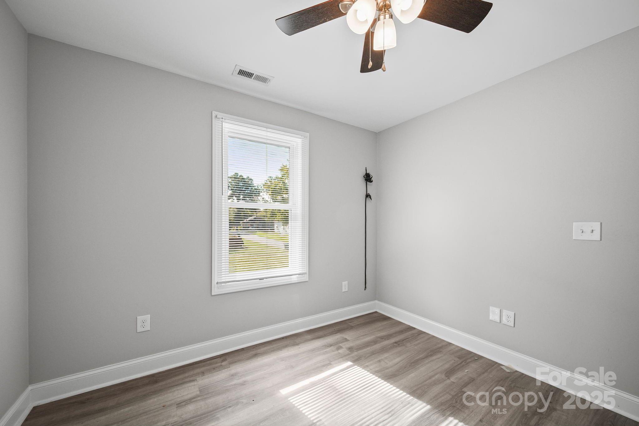 511 S Carolina Avenue Property Photo 26