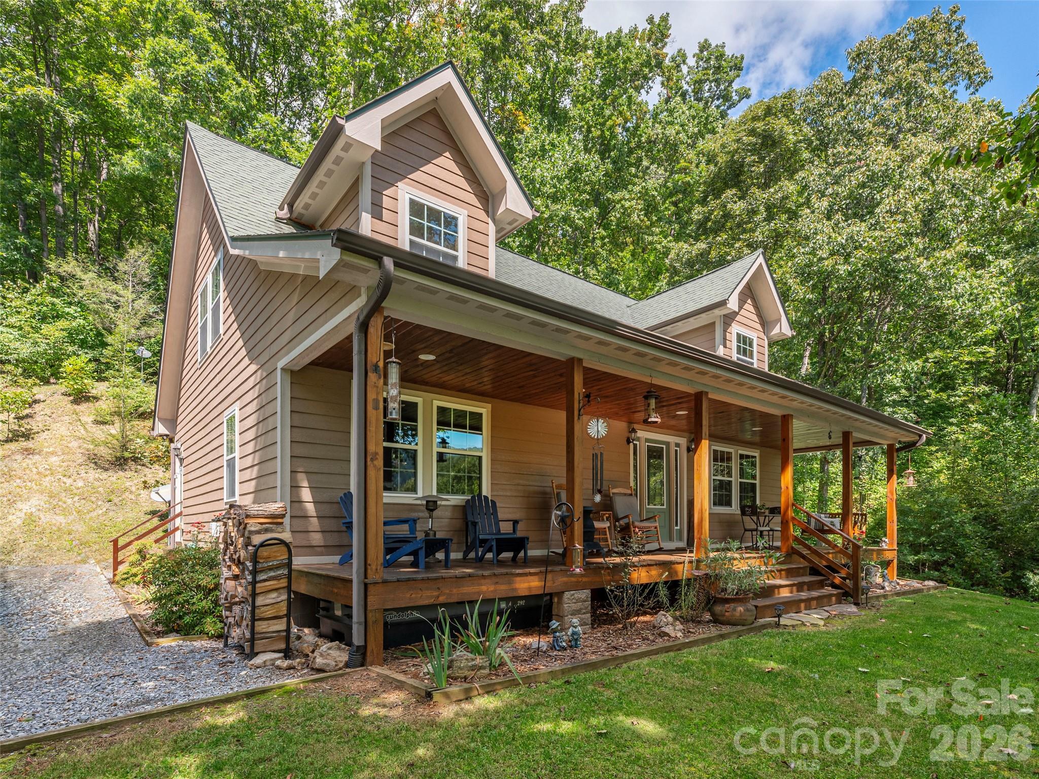 27 Little Roundtop Road Property Photo 2