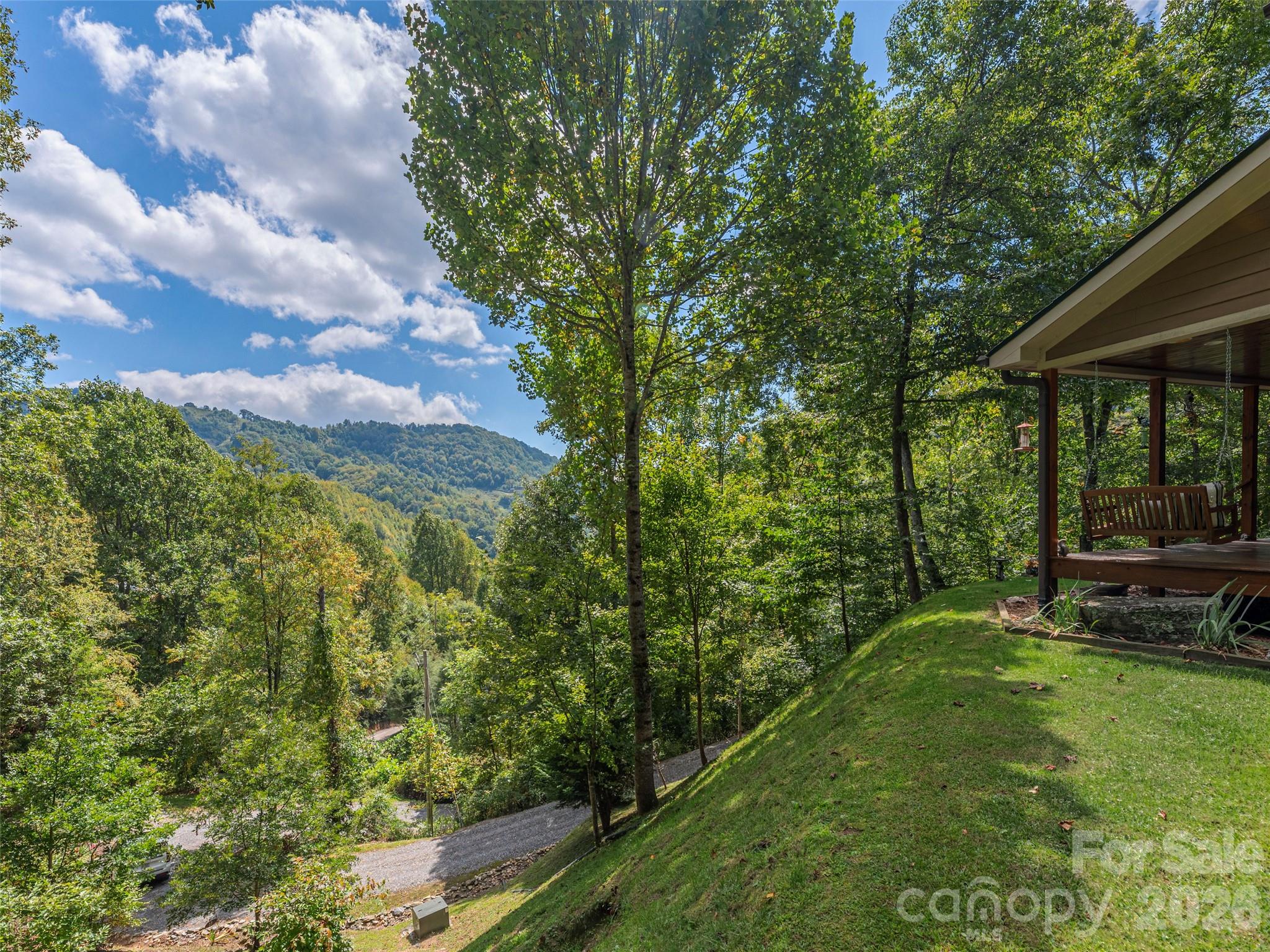 27 Little Roundtop Road Property Photo 5