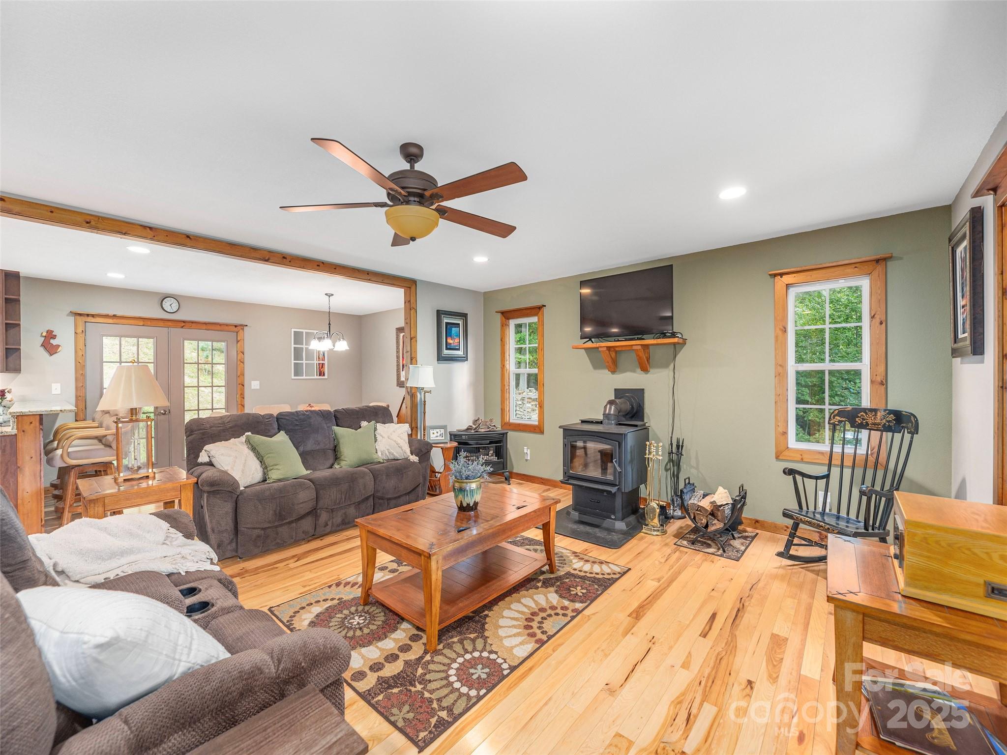 27 Little Roundtop Road Property Photo 6
