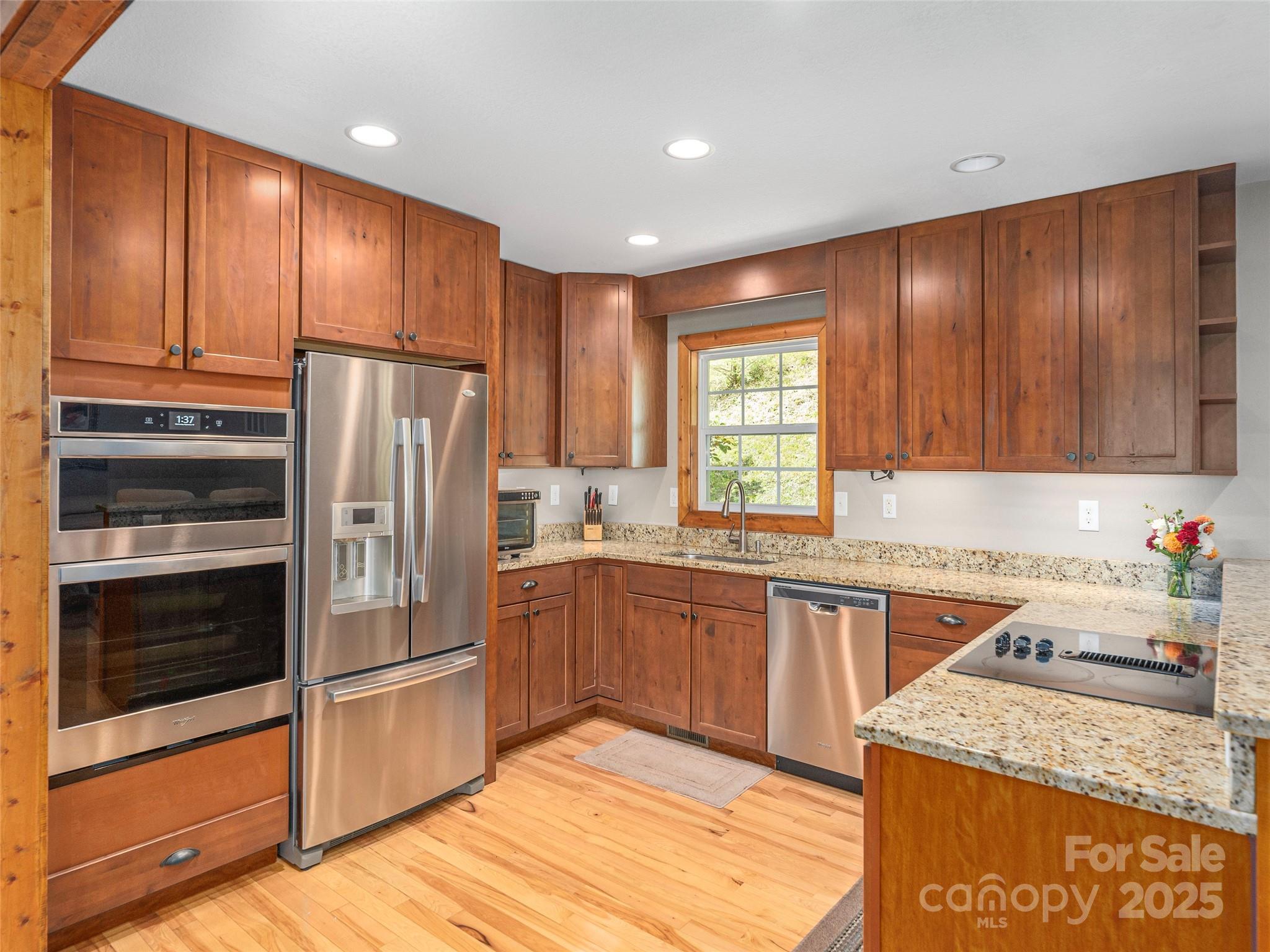 27 Little Roundtop Road Property Photo 10