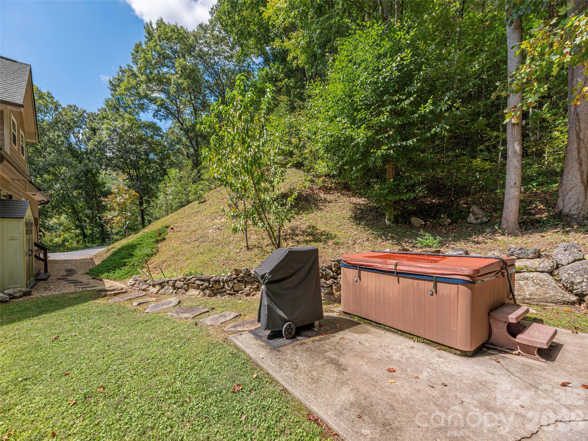 27 Little Roundtop Road Property Photo 26