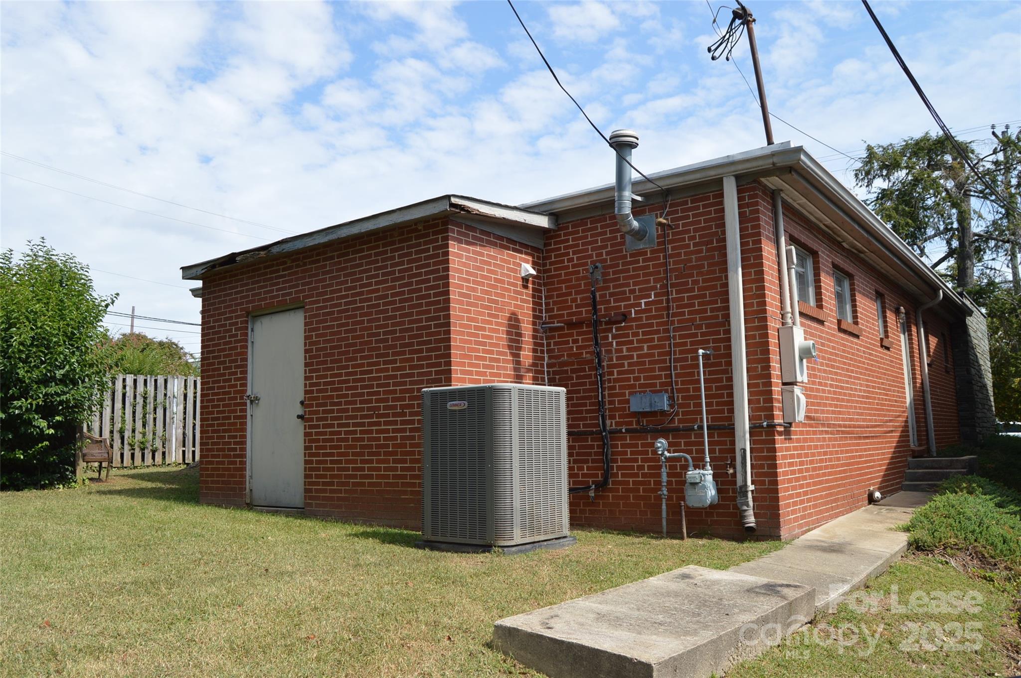 120 S Tradd Street Property Photo 28