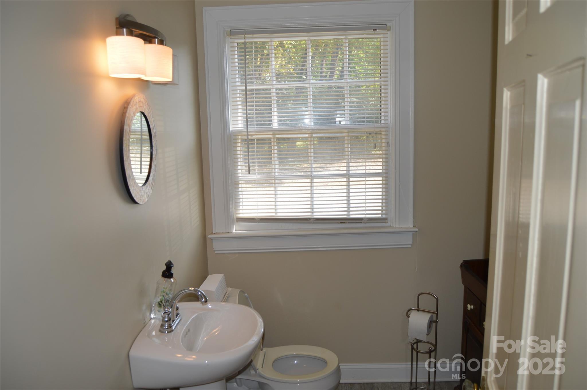 224 Harrill Street Property Photo 26