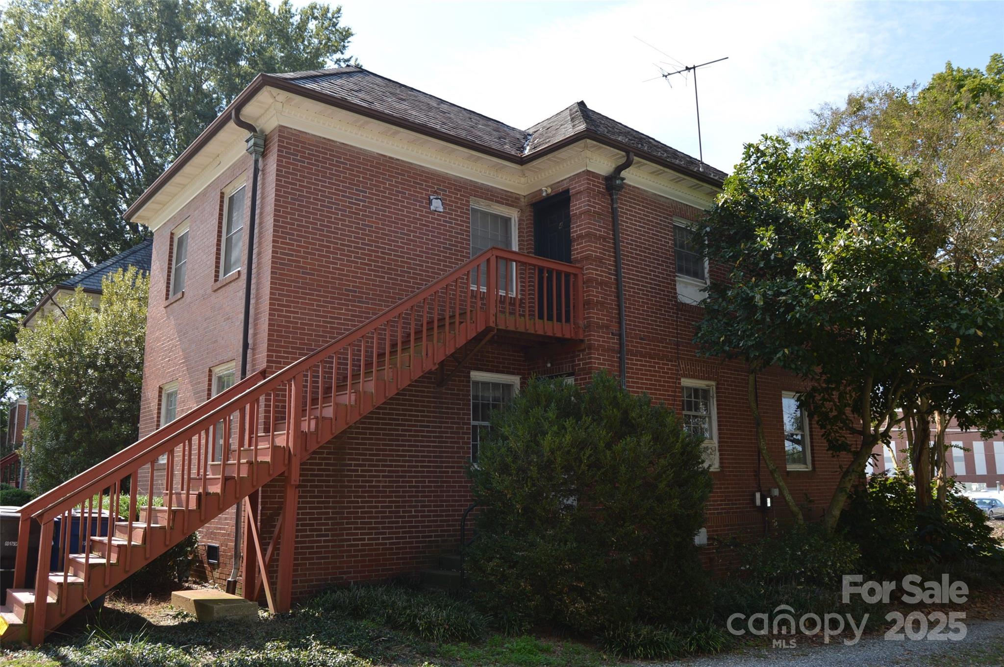 224 Harrill Street Property Photo 44