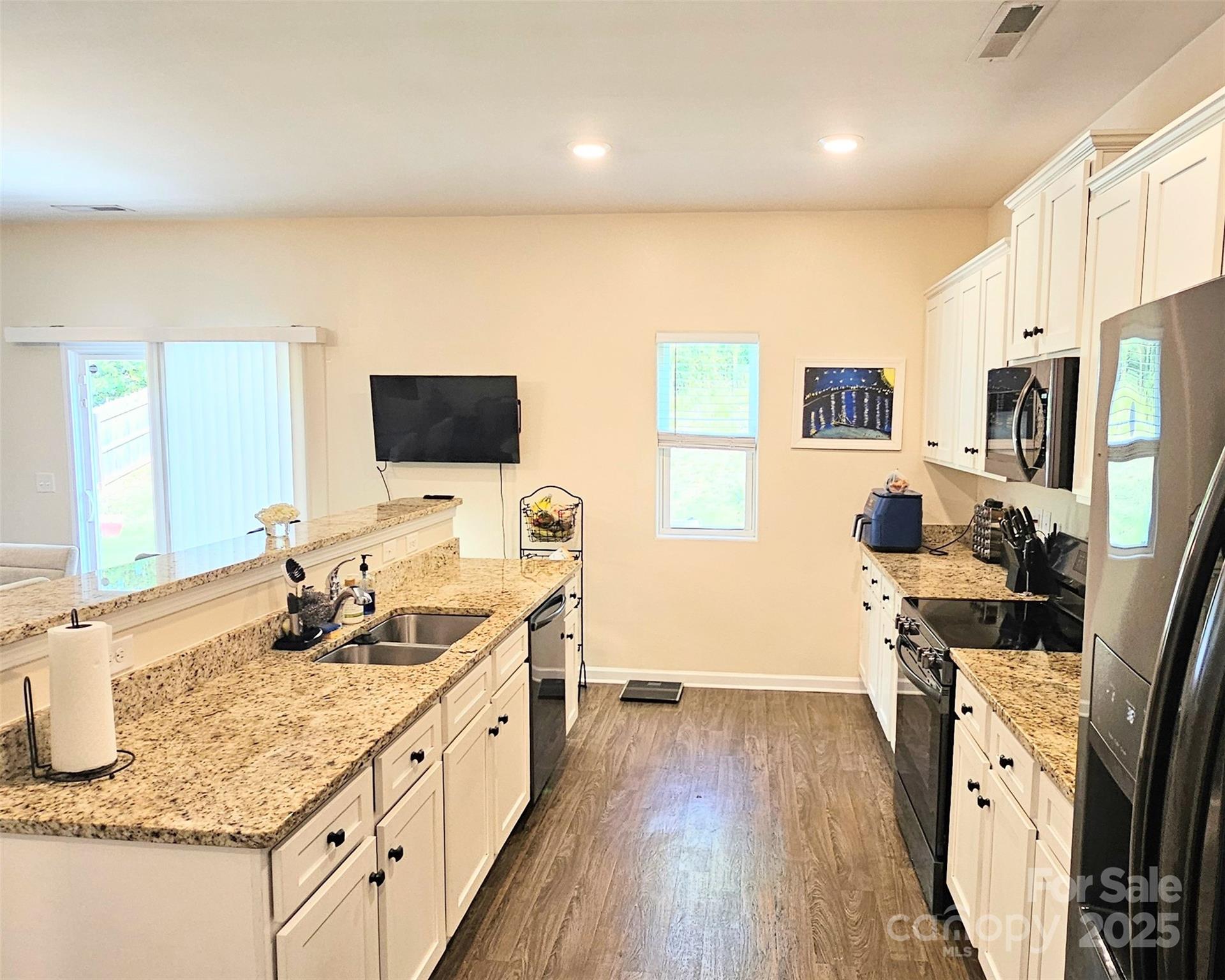 8620 Ballard Hills Court Property Photo 17