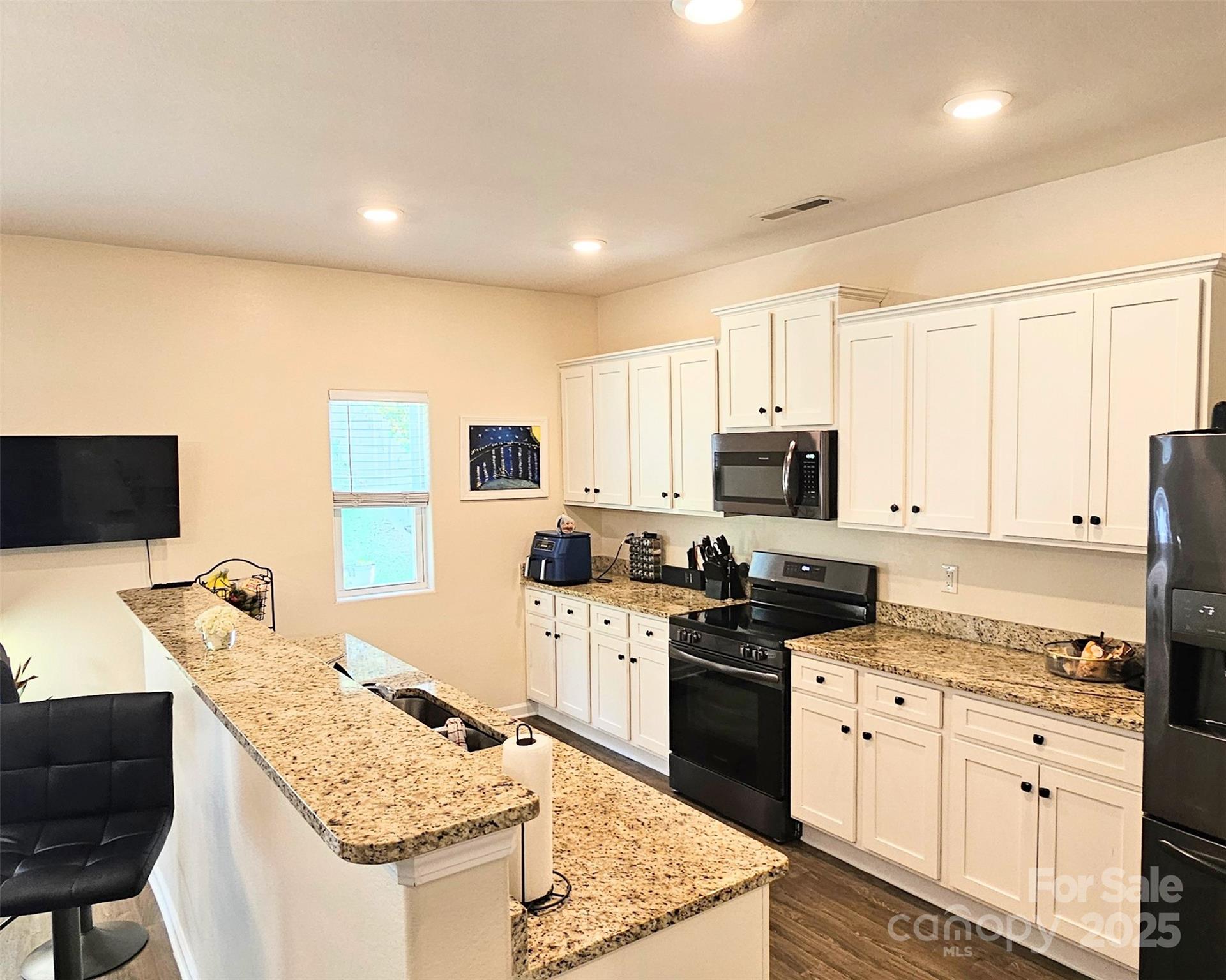 8620 Ballard Hills Court Property Photo 18