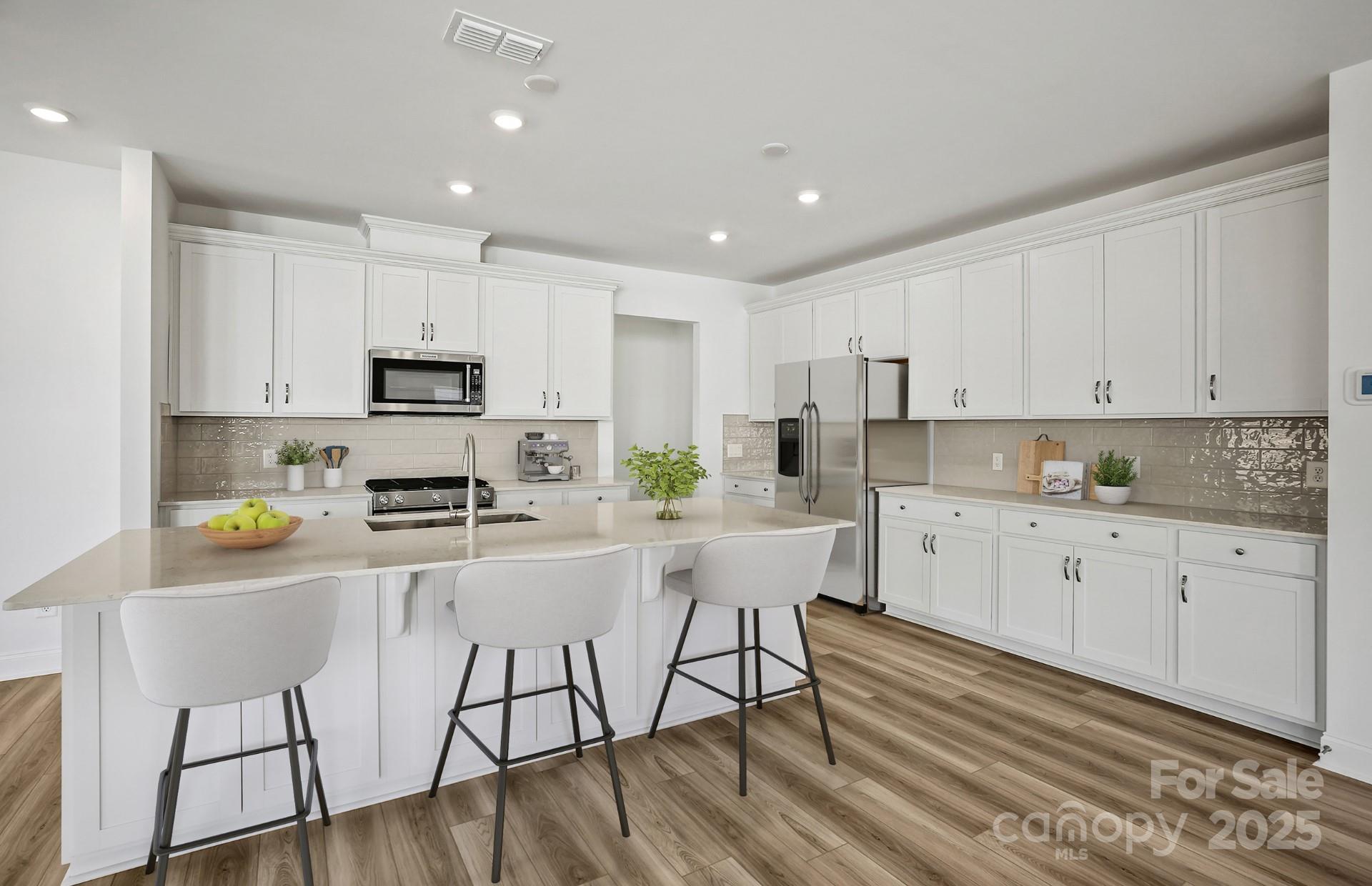 9377 Nw Moss Plantation Avenue Property Photo 6