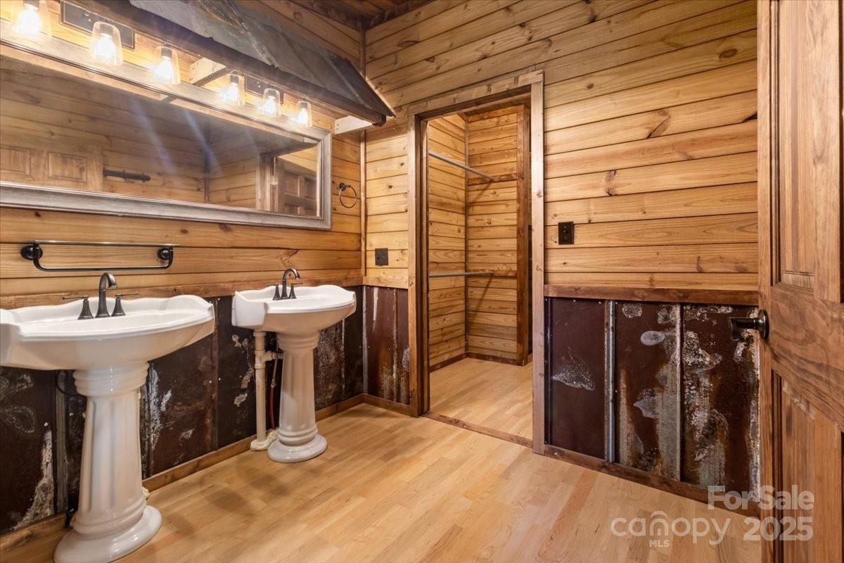 1050 Wyatt Town Road Property Photo 20