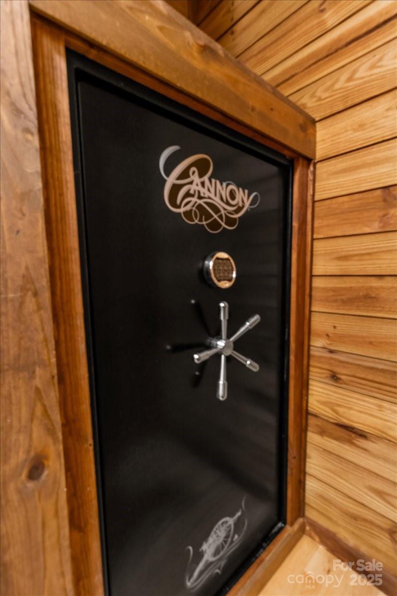 1050 Wyatt Town Road Property Photo 24