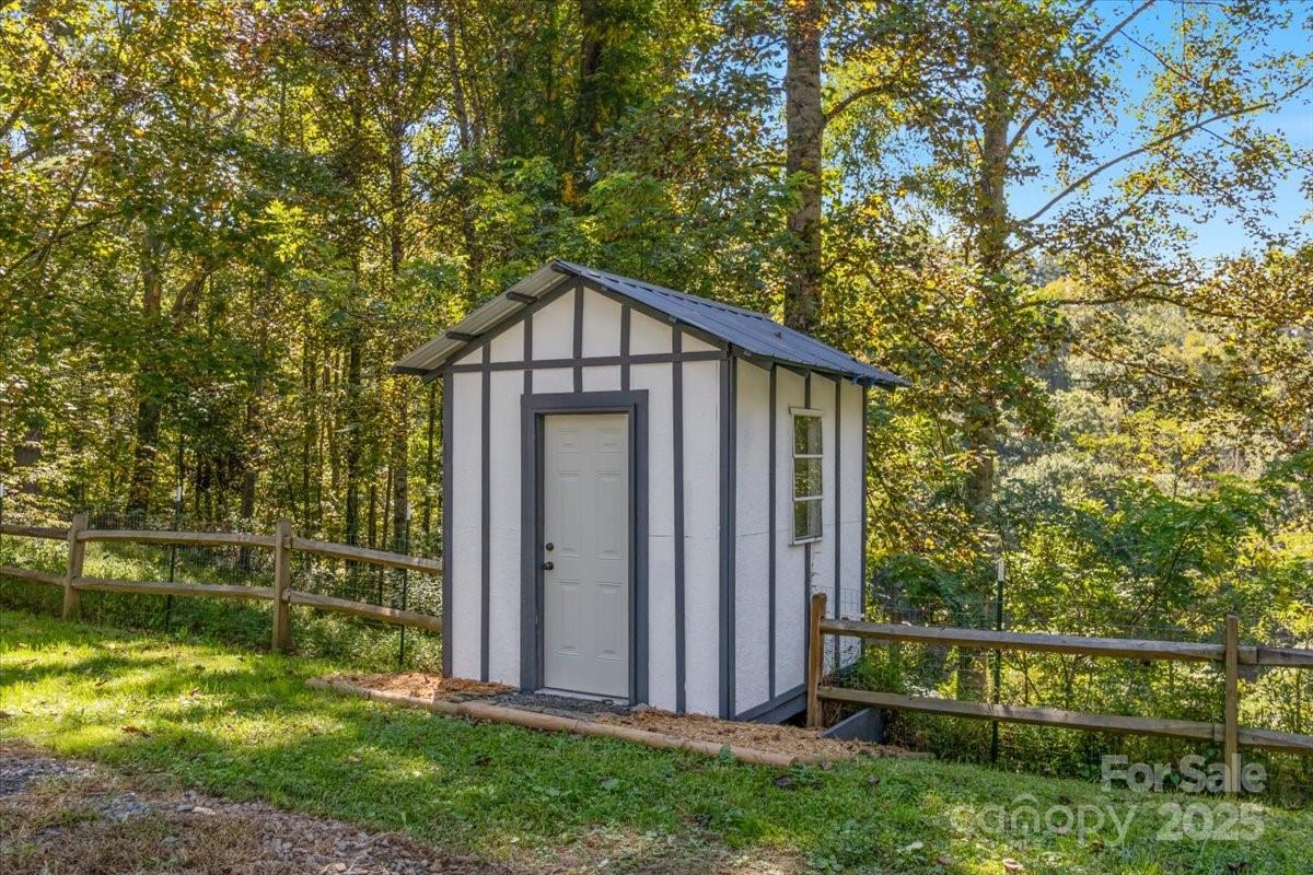 1050 Wyatt Town Road Property Photo 44