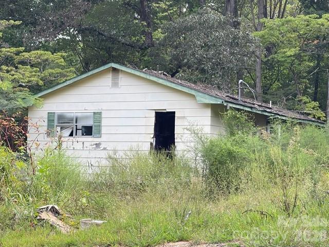 5756 Rumfelt Road Property Photo 5
