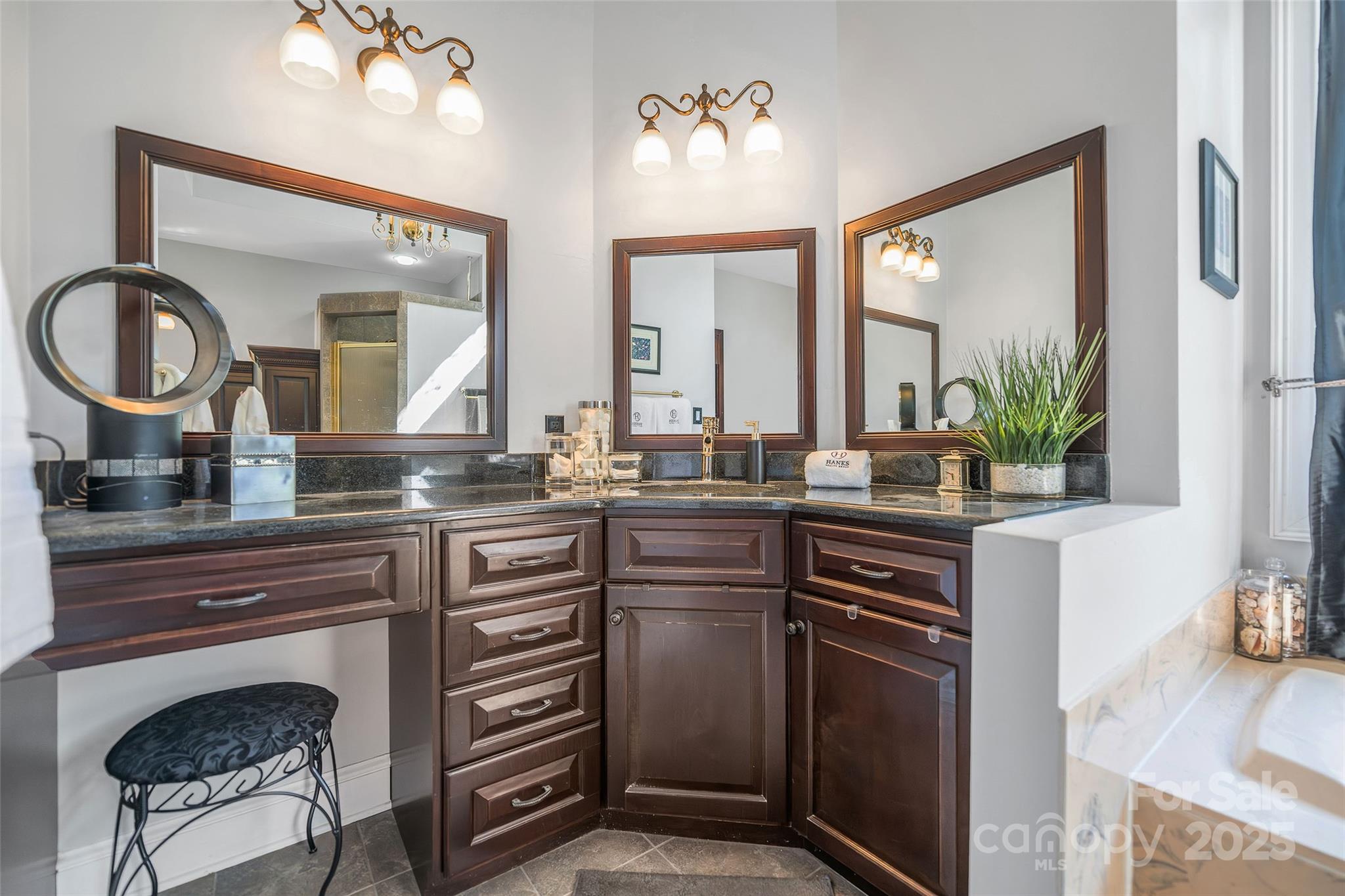 2769 Independence Way Property Photo 24