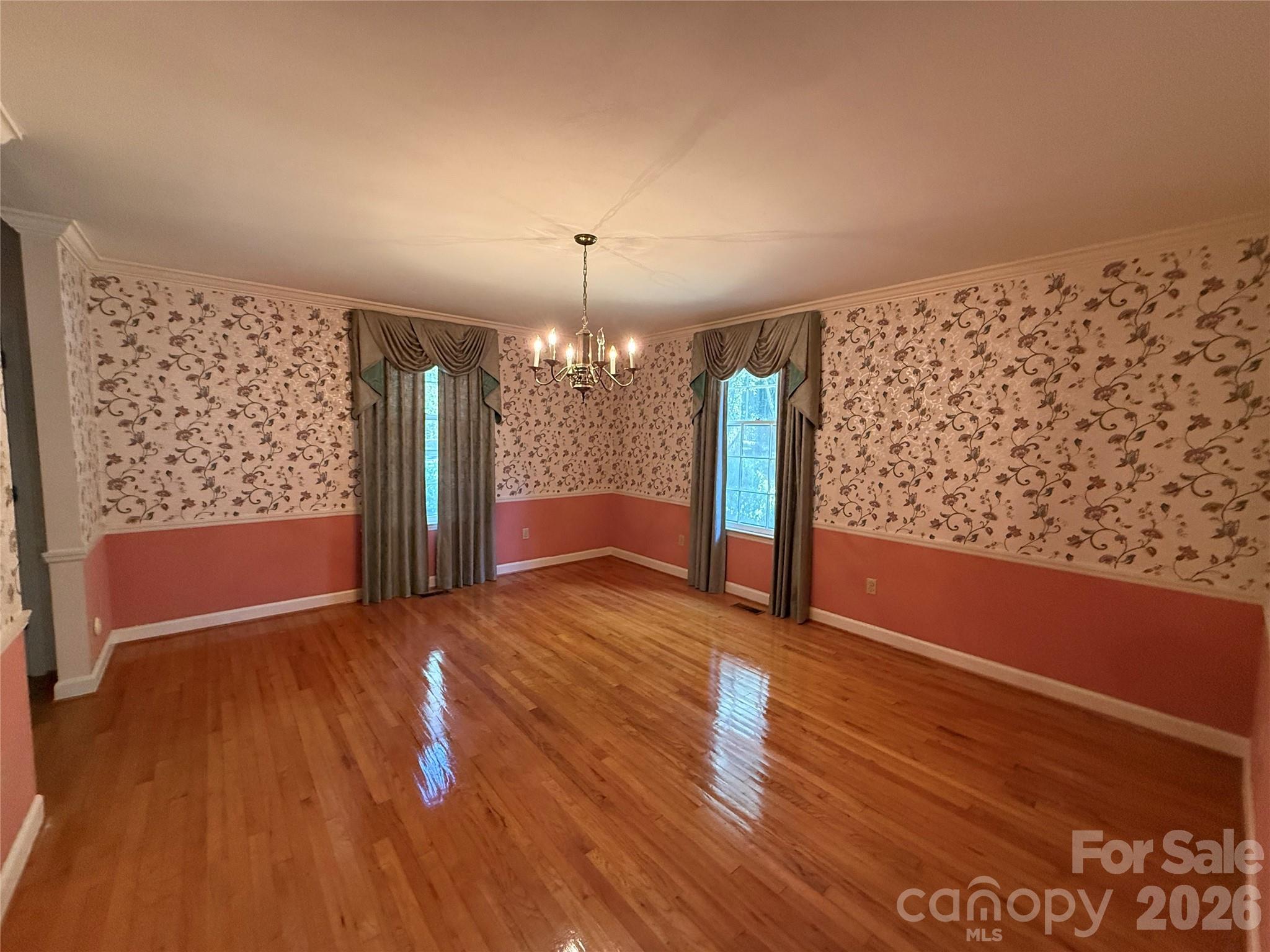 1437 Westmoreland Drive Property Photo 6