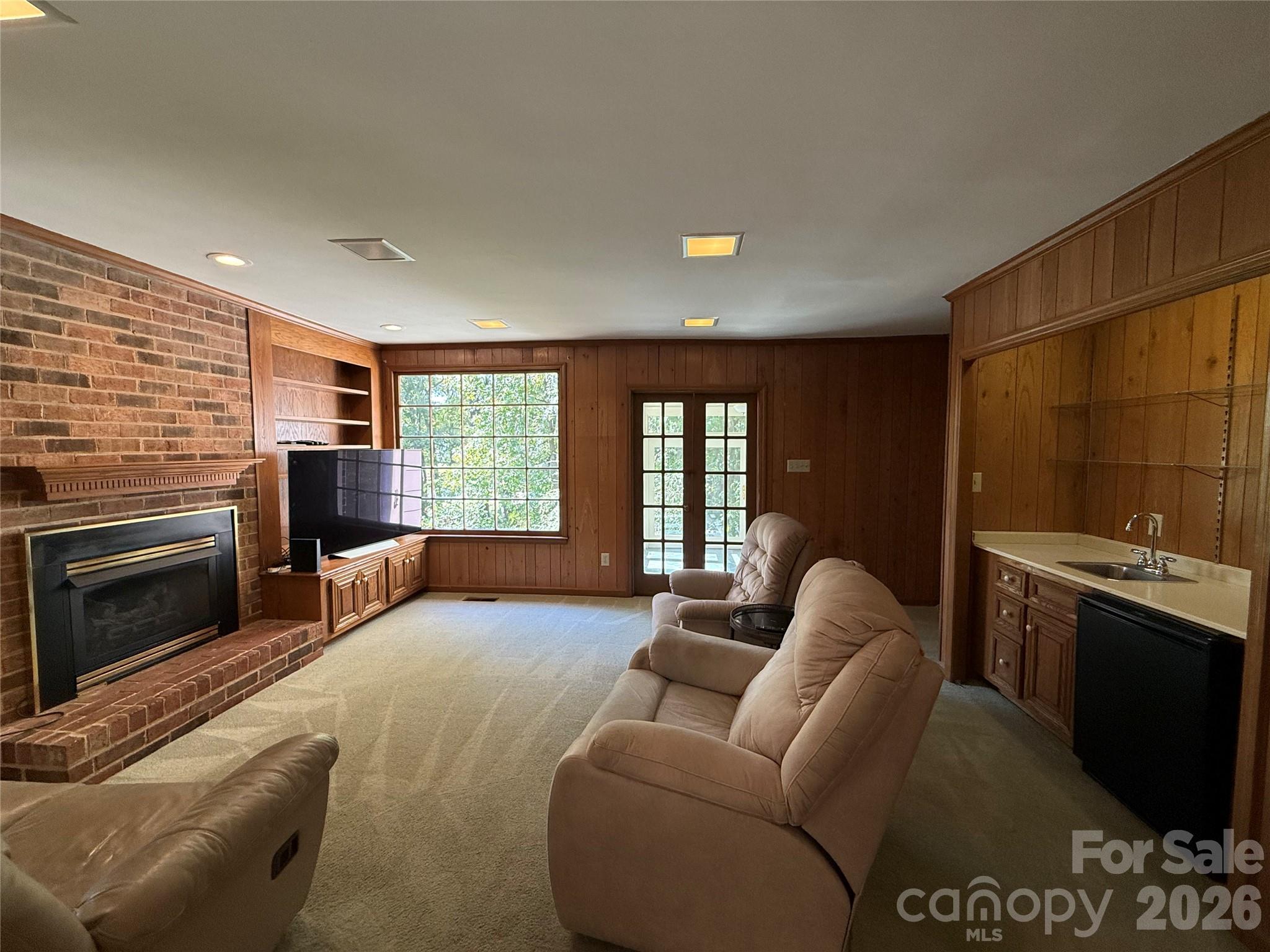 1437 Westmoreland Drive Property Photo 12