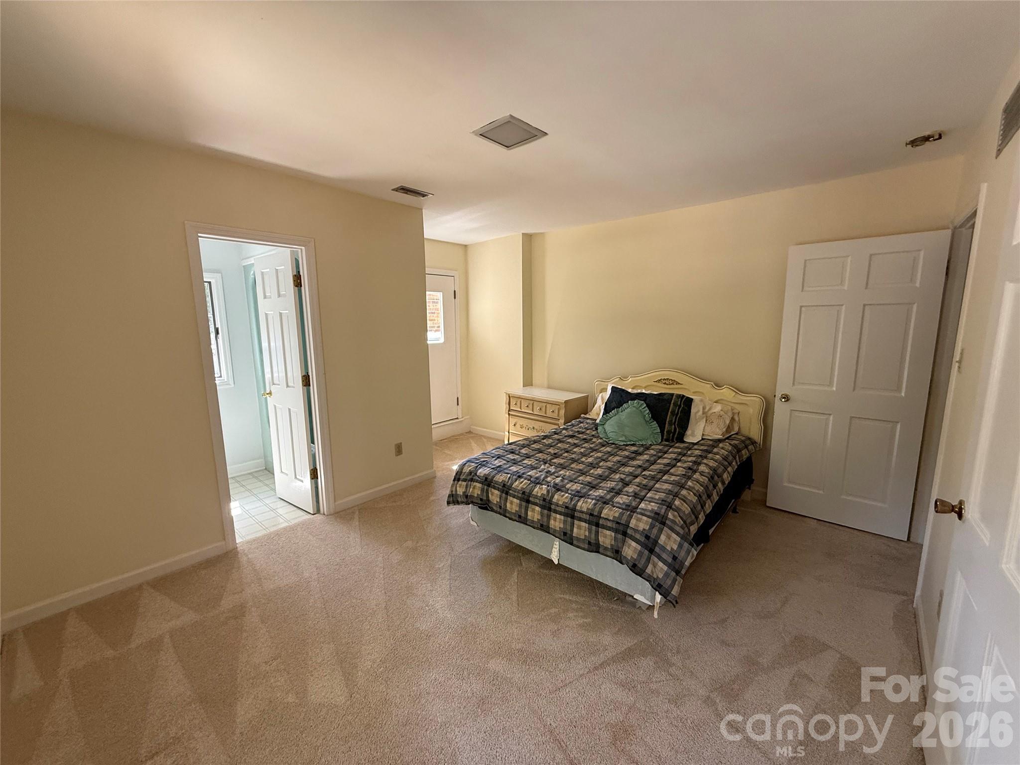 1437 Westmoreland Drive Property Photo 18