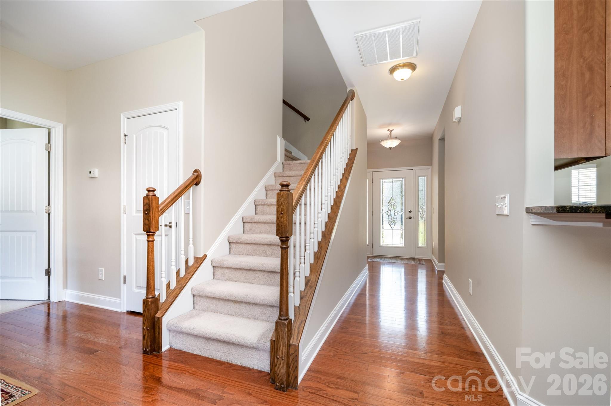 14725 Vaughan Drive Property Photo 5