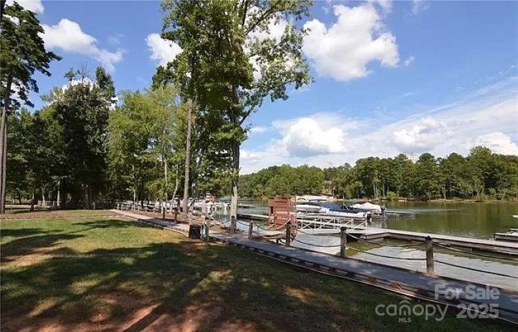 3213 Lake Pointe Drive Property Photo 20