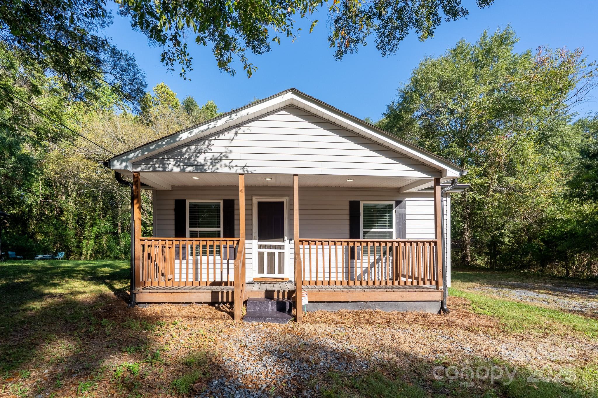 1341 Essex Street Property Photo 1