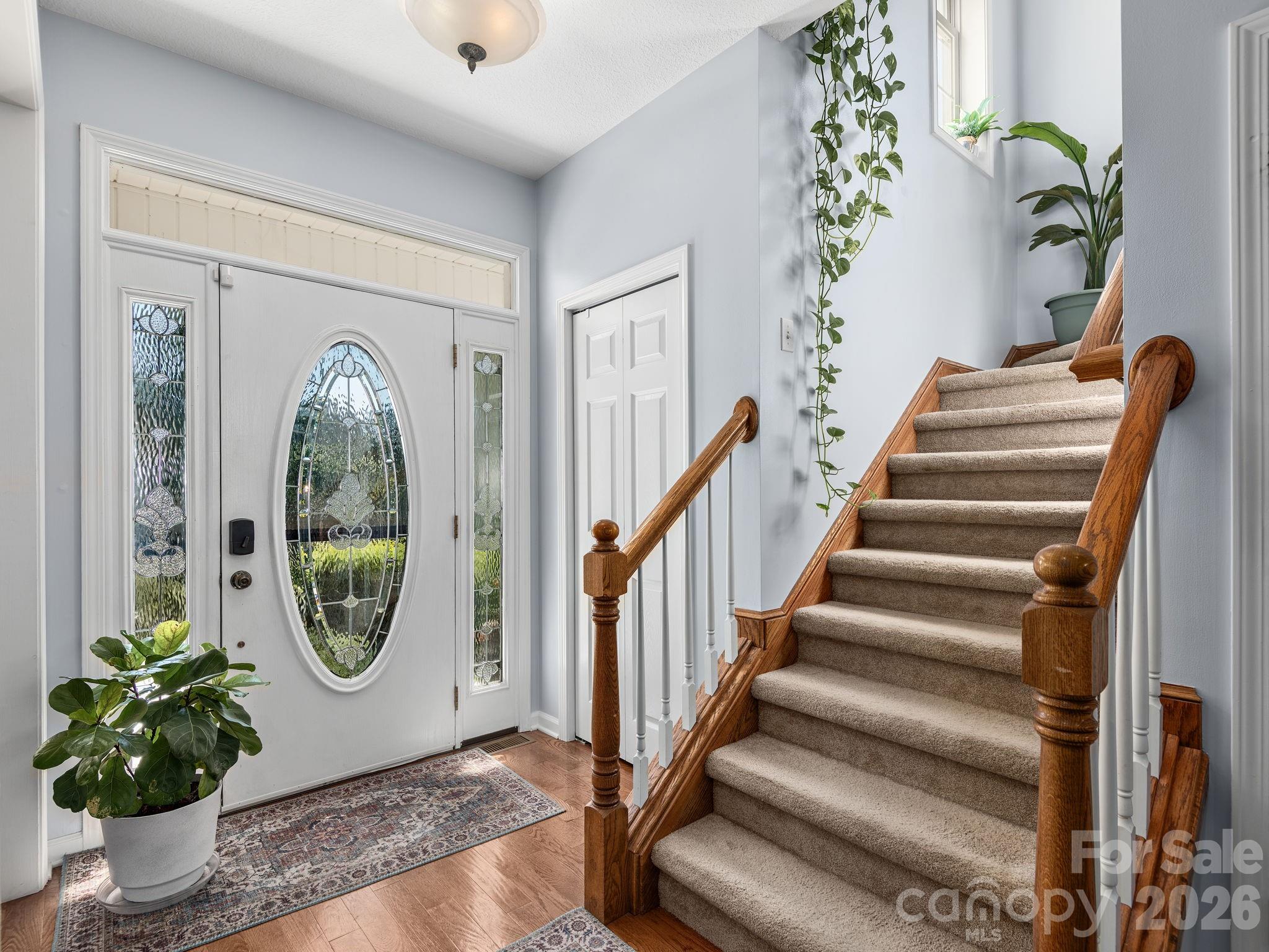 95 Driftstone Circle Property Photo 8