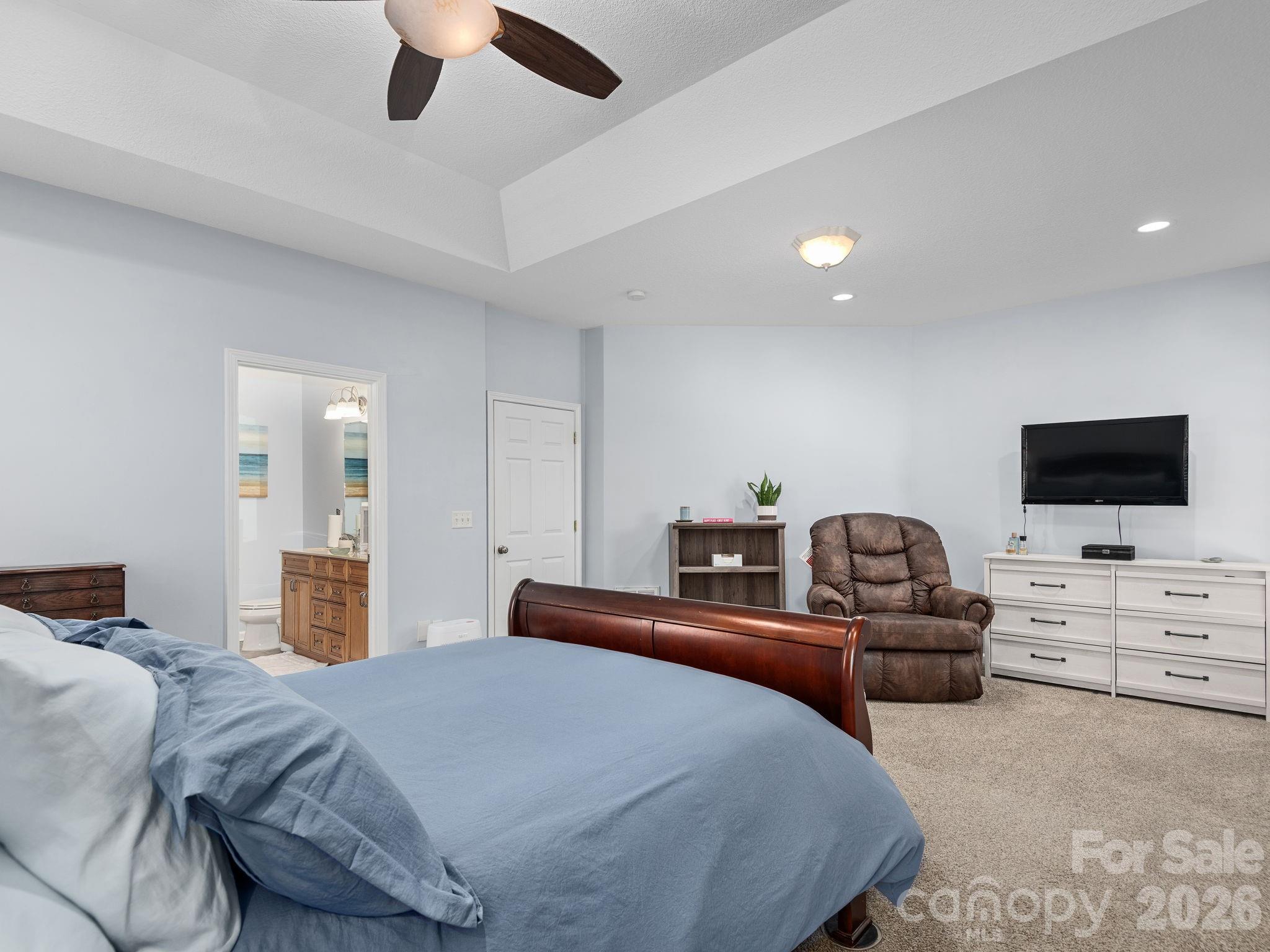 95 Driftstone Circle Property Photo 19