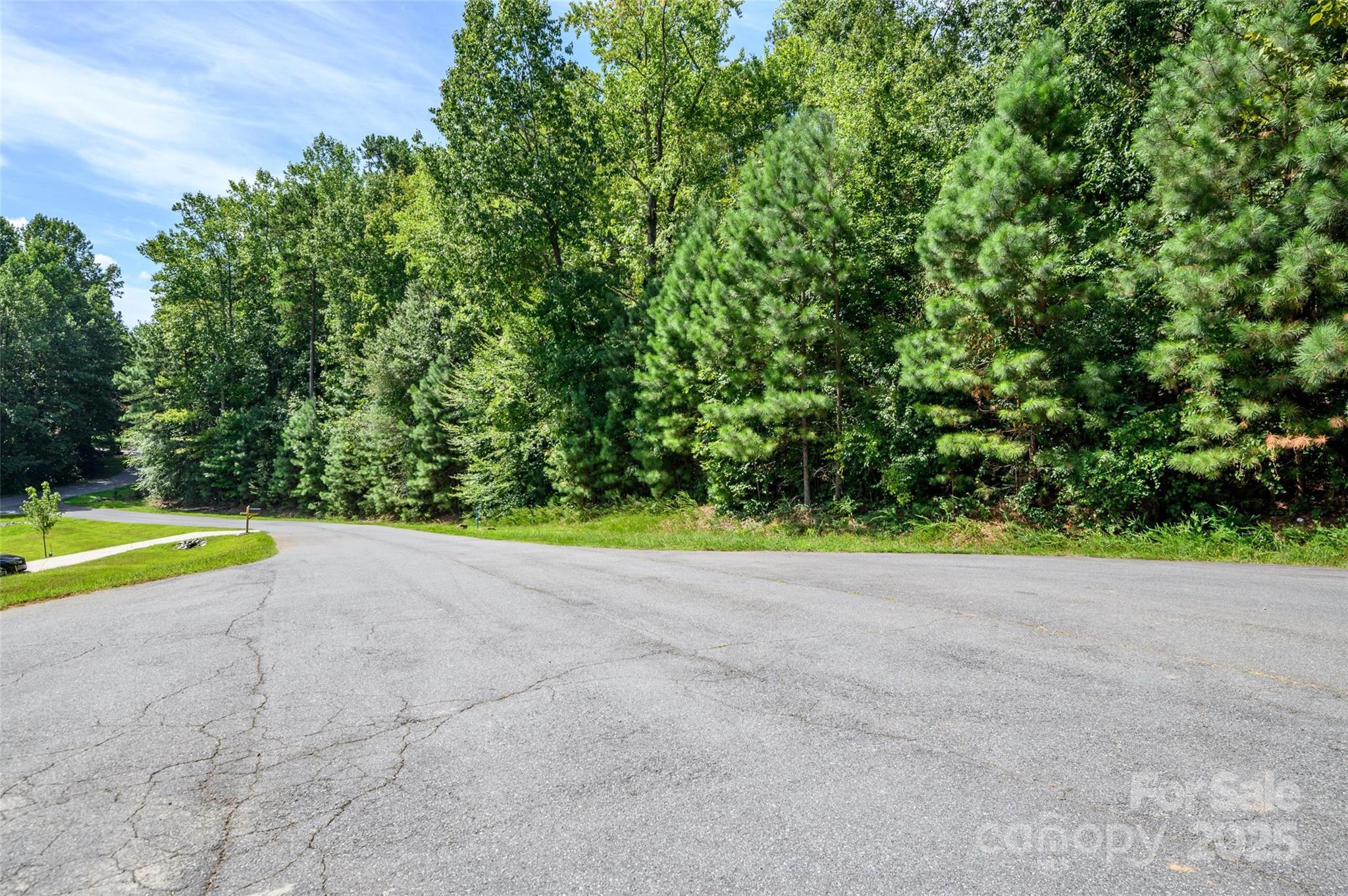 105 Quiet Trail 7 Property Photo 10