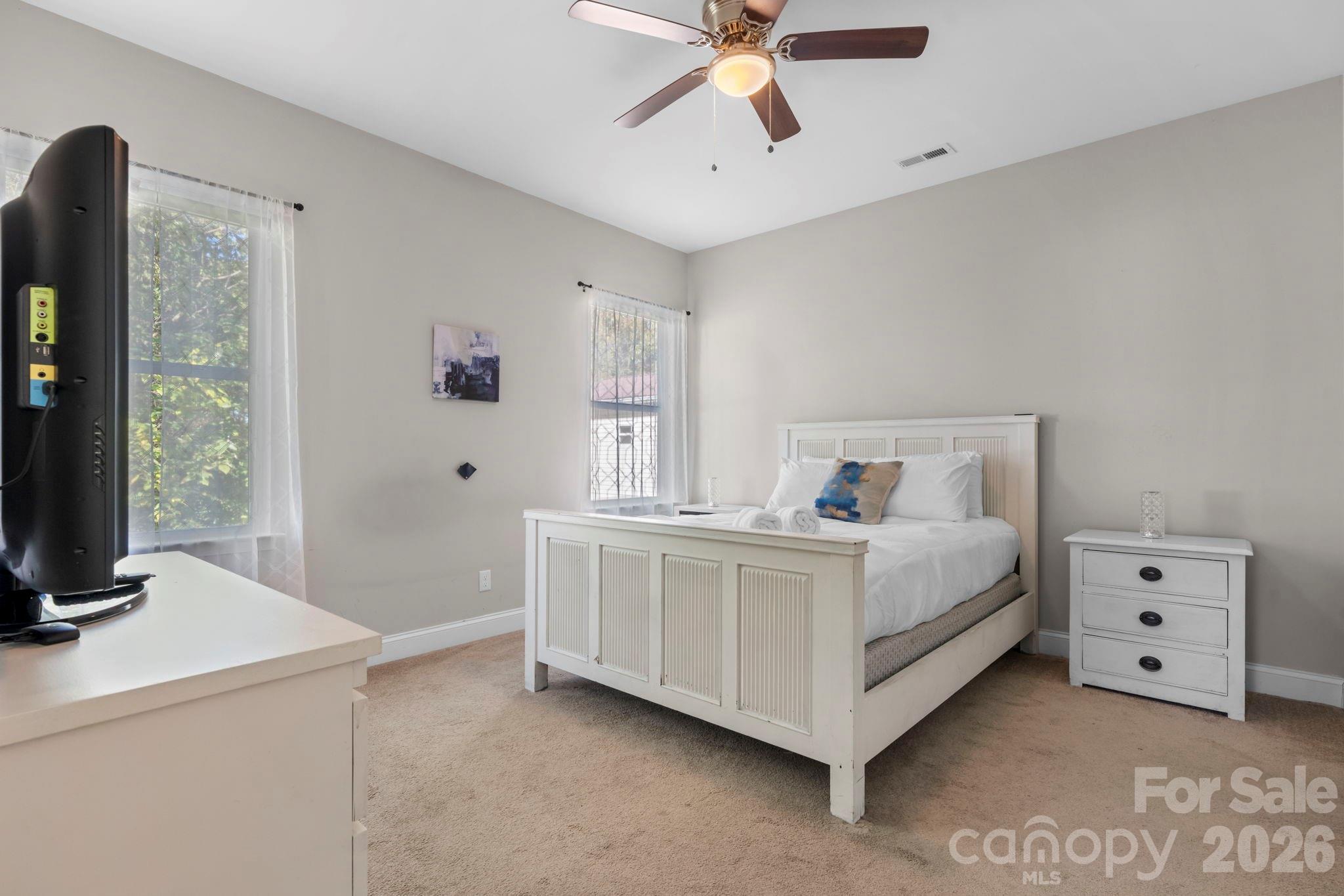 402 2nd Street Property Photo 10