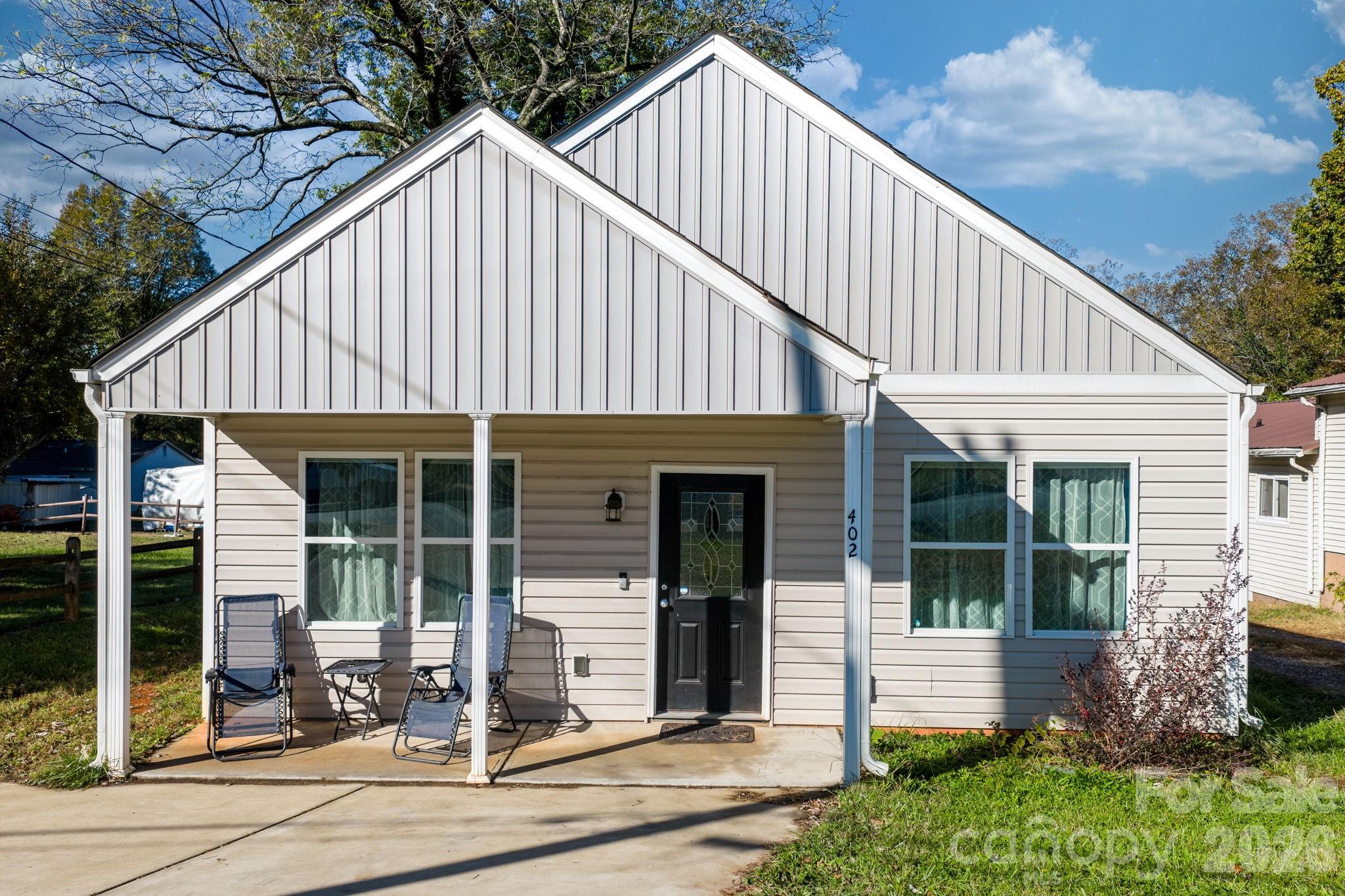 402 2nd Street Property Photo 20