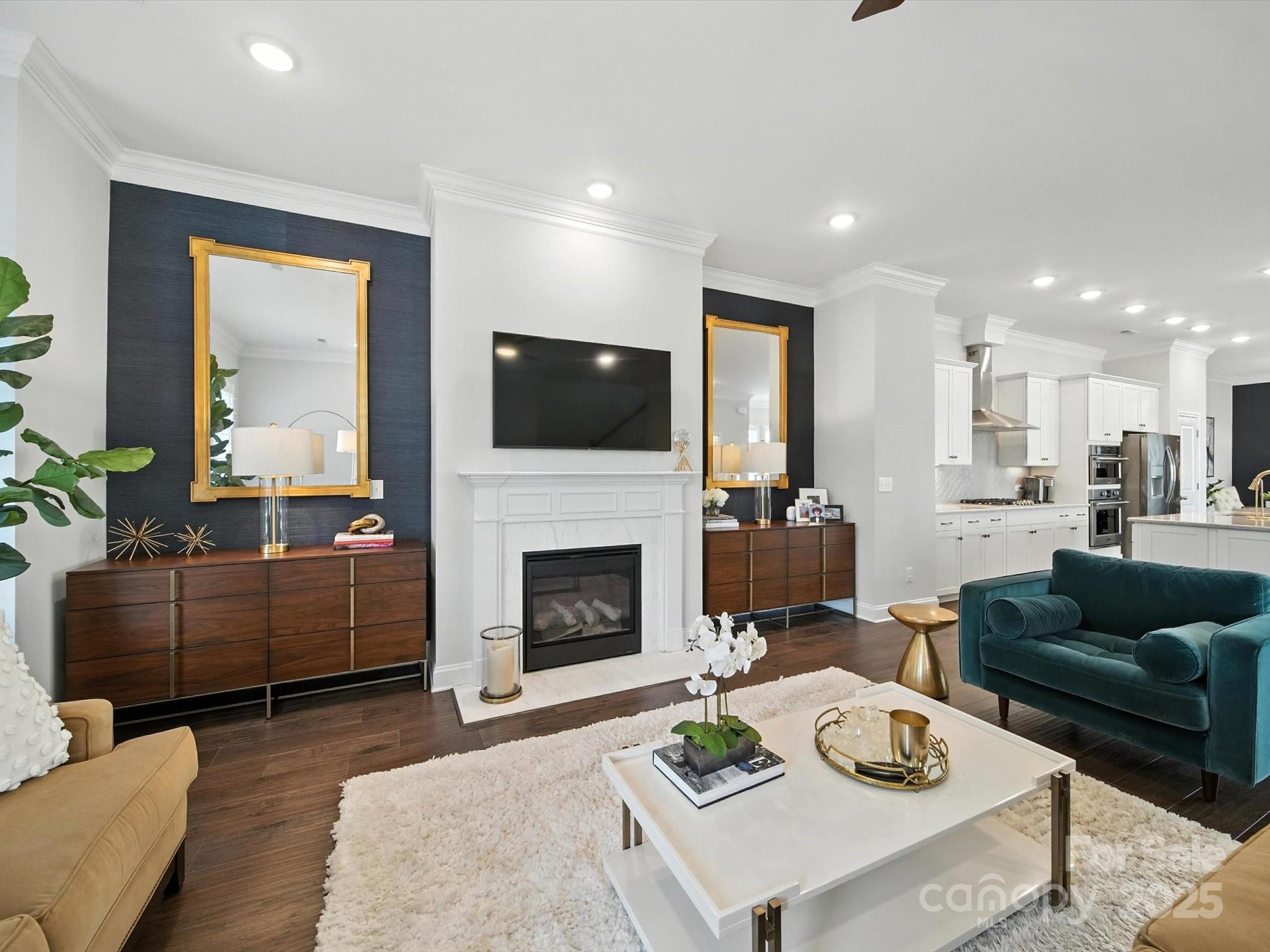 10026 Wayfair Meadow Court Property Photo 4