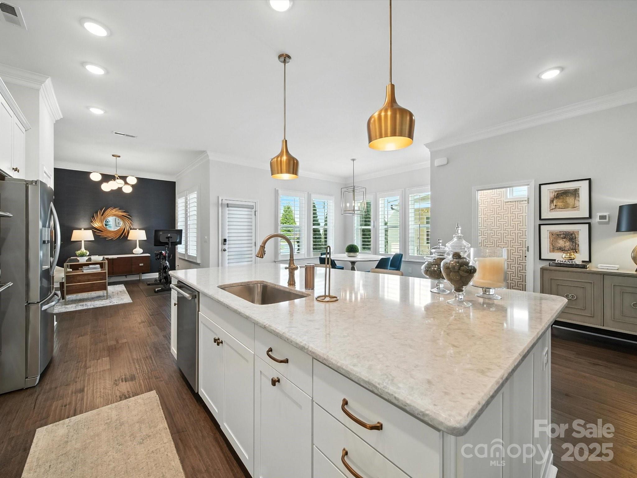 10026 Wayfair Meadow Court Property Photo 6