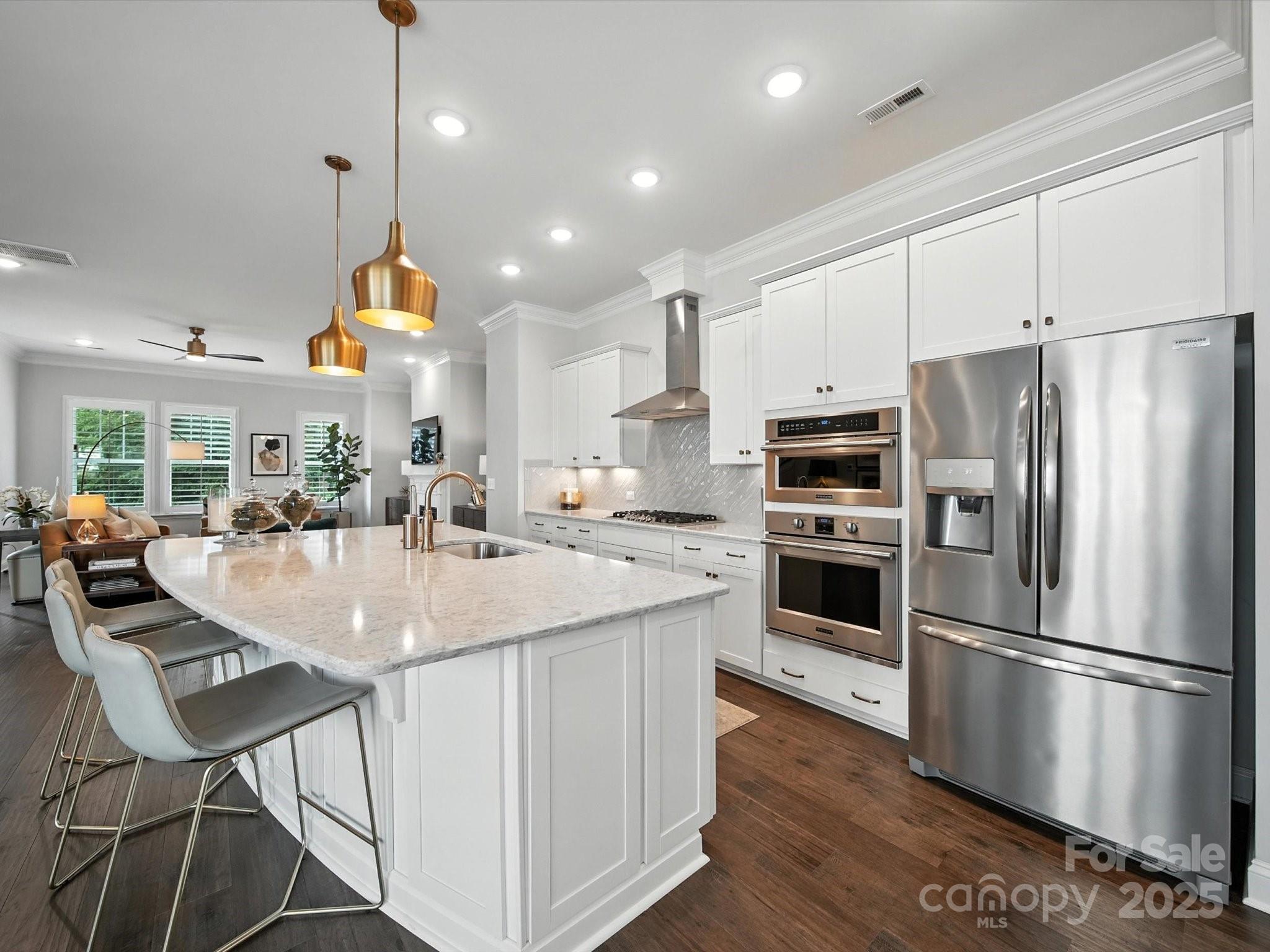 10026 Wayfair Meadow Court Property Photo 12