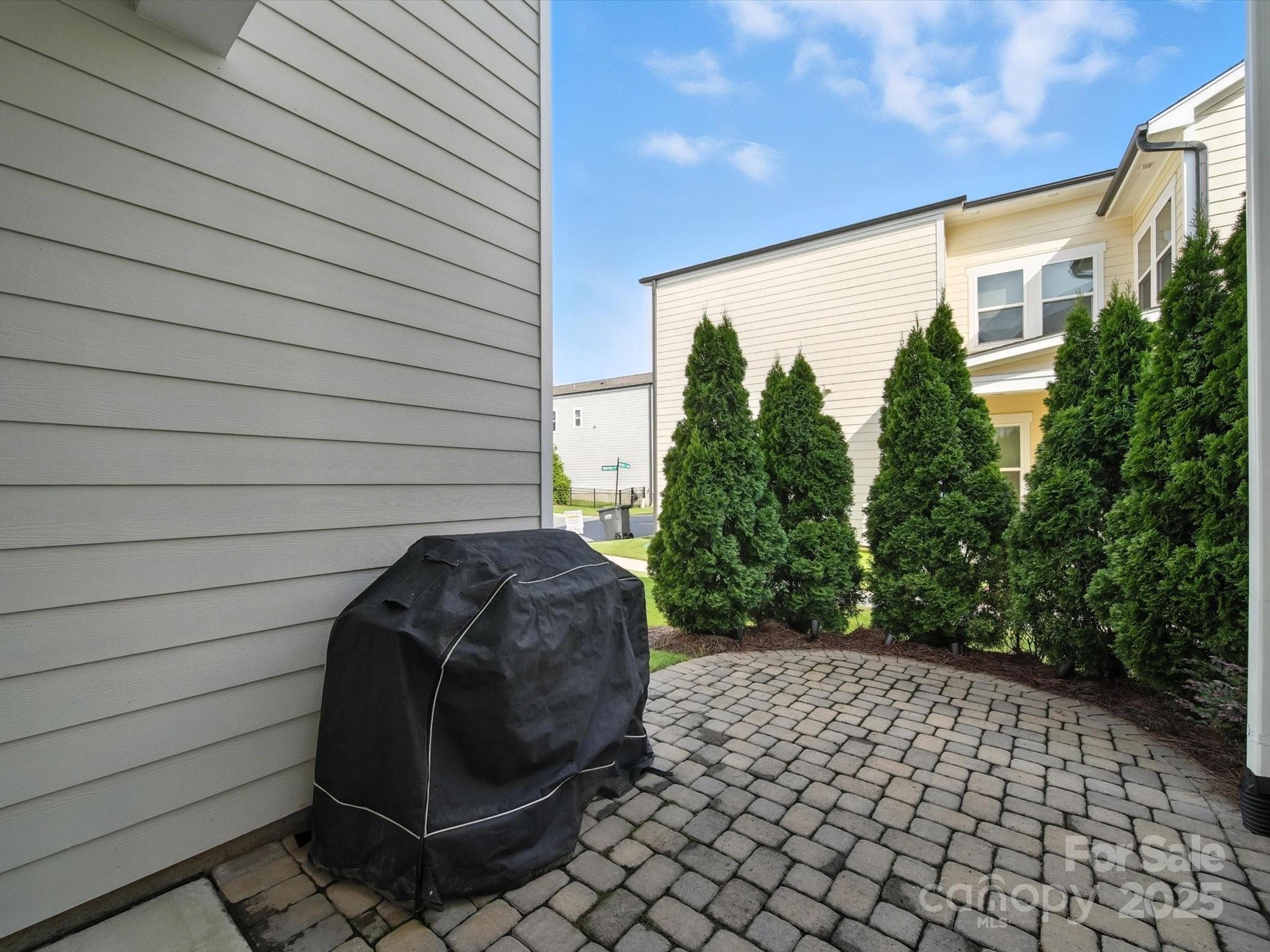 10026 Wayfair Meadow Court Property Photo 38