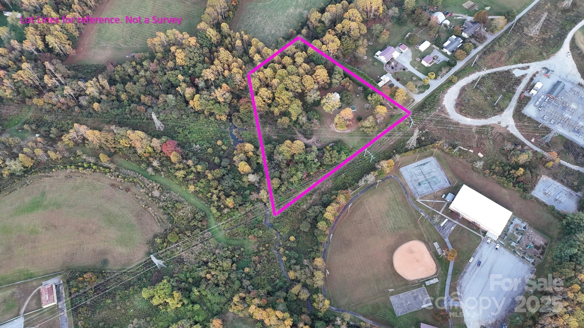 160 Lost Creek Drive Property Photo 4