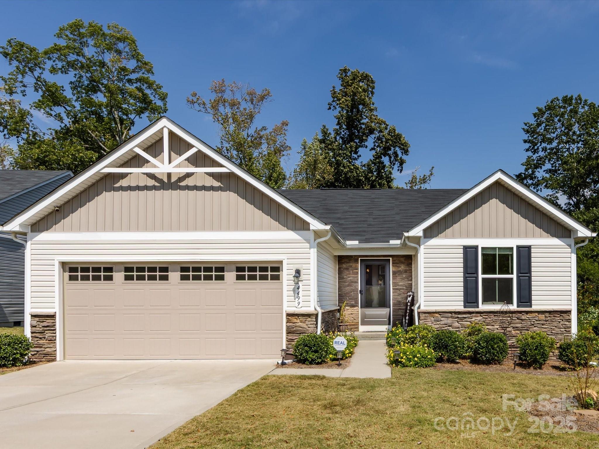 4499 Hunton Dale Road Property Photo 4