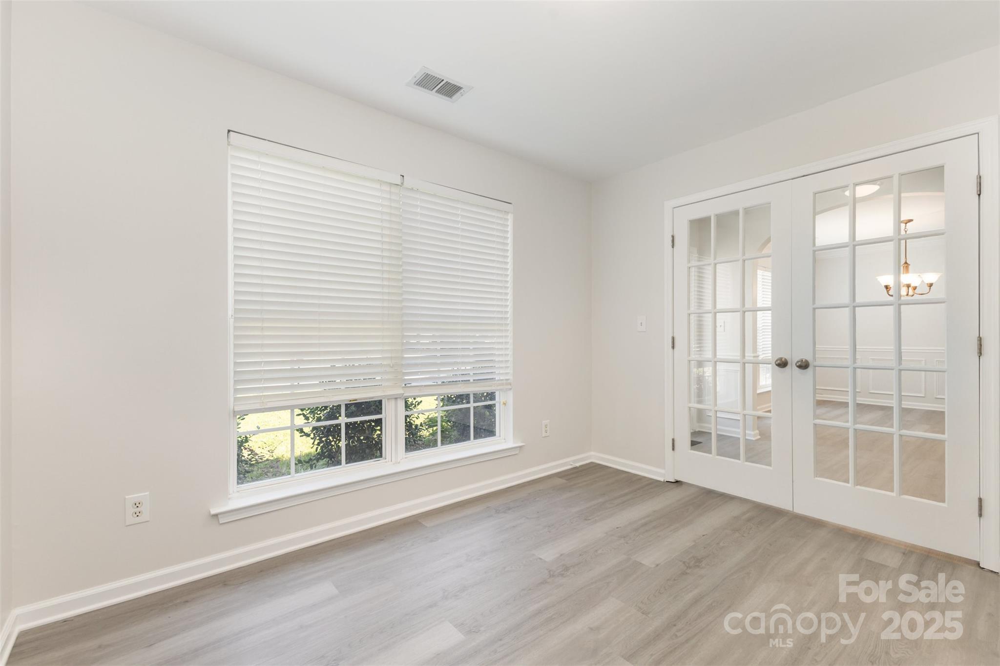 14101 Arbor Ridge Drive Property Photo 5