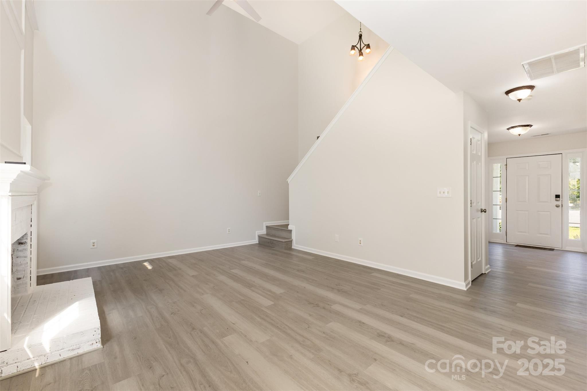 14101 Arbor Ridge Drive Property Photo 7