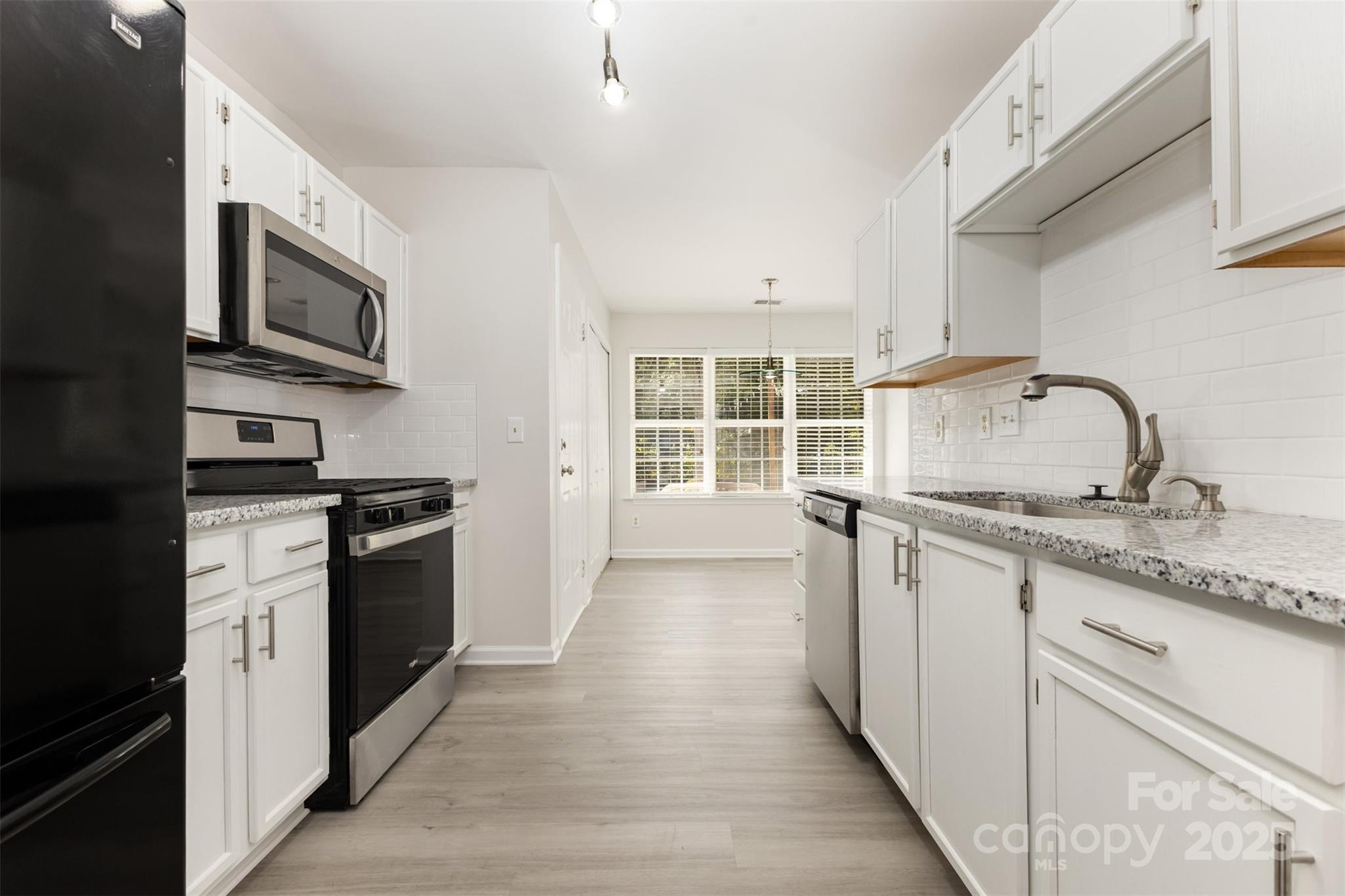 14101 Arbor Ridge Drive Property Photo 14