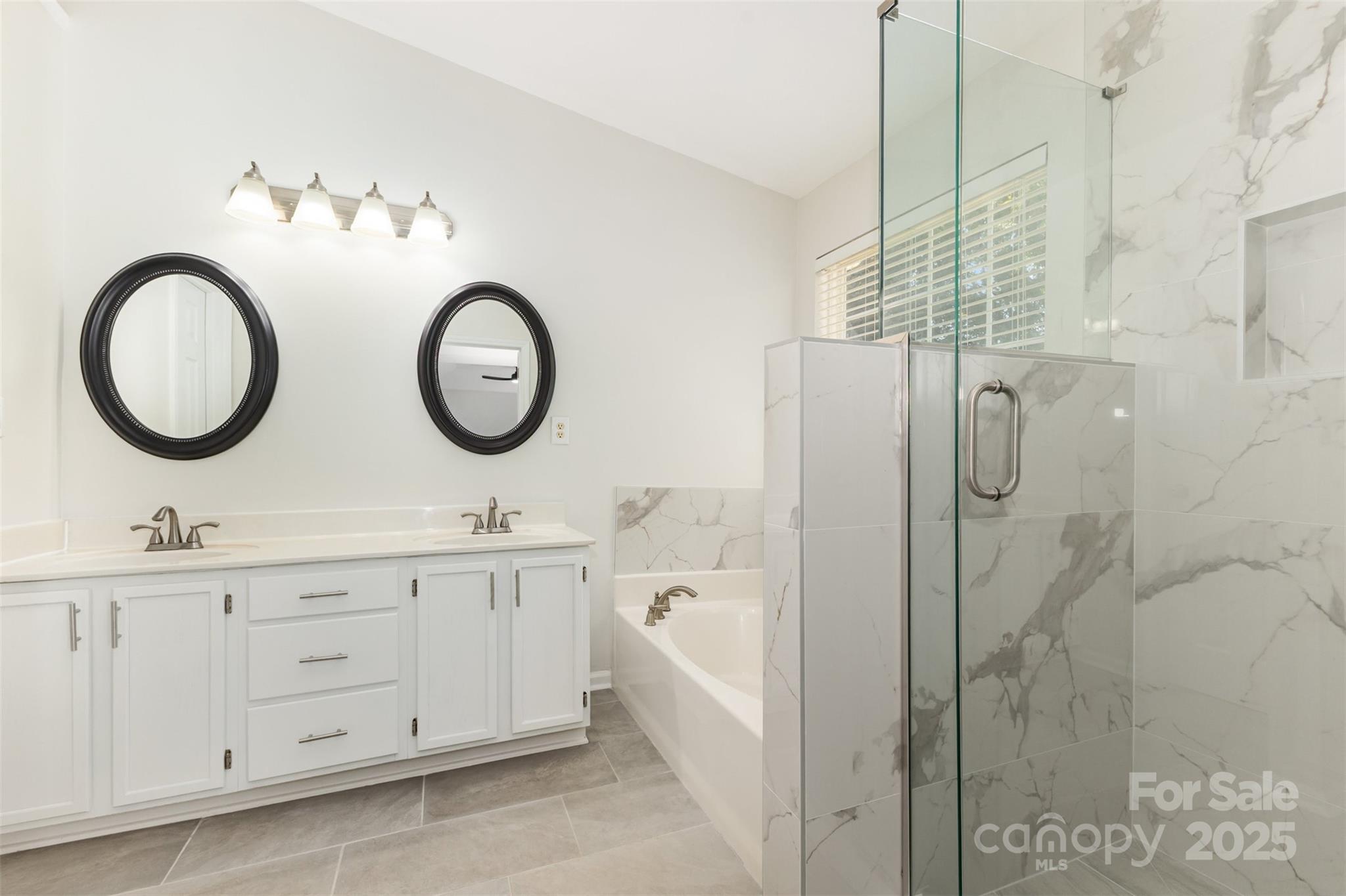 14101 Arbor Ridge Drive Property Photo 22