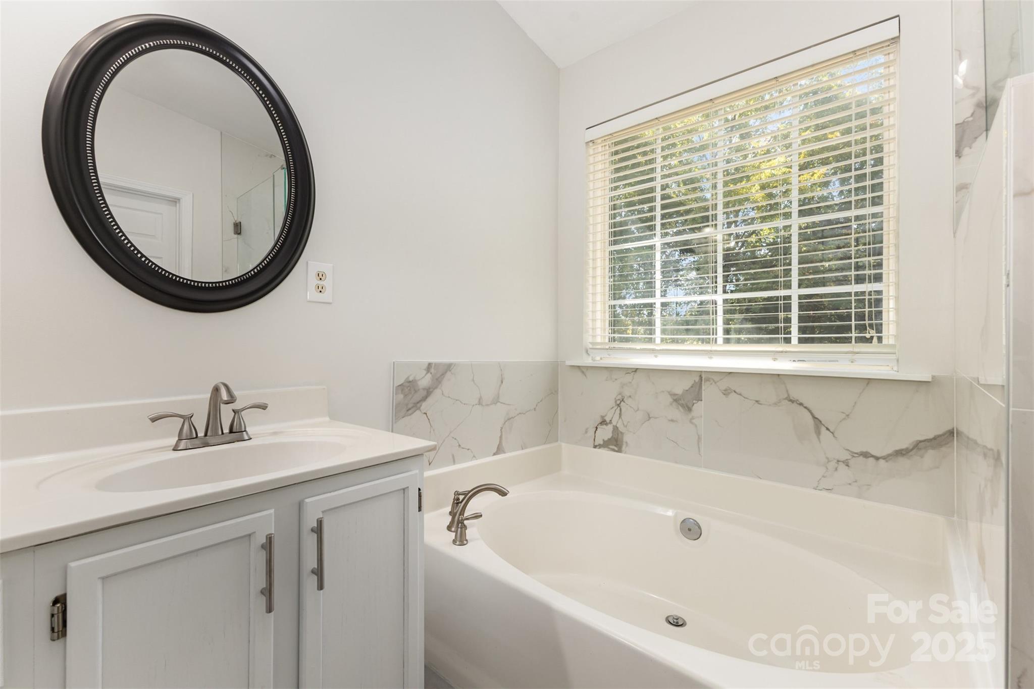 14101 Arbor Ridge Drive Property Photo 23