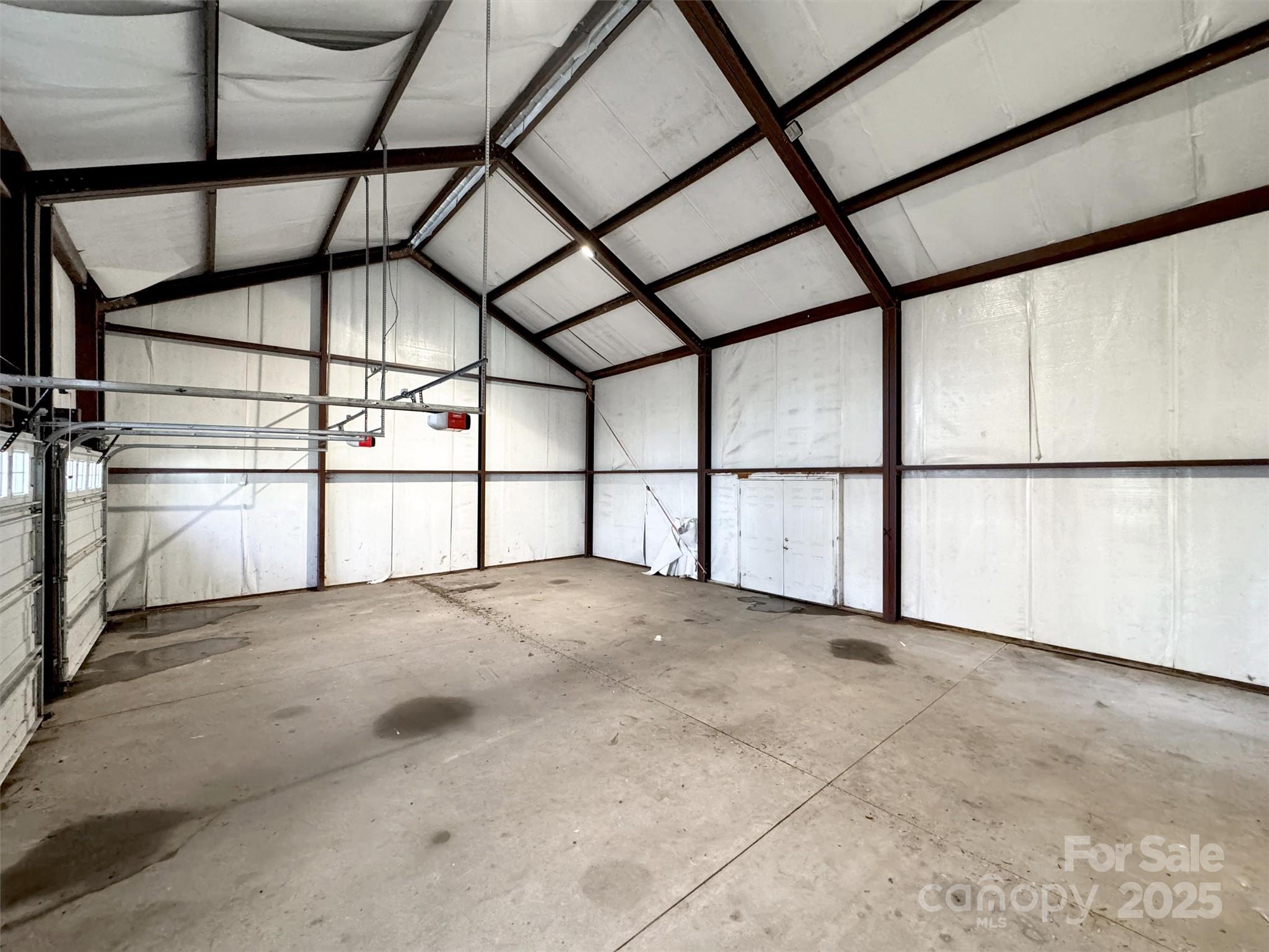 284 Cutting Edge Drive Property Photo 5