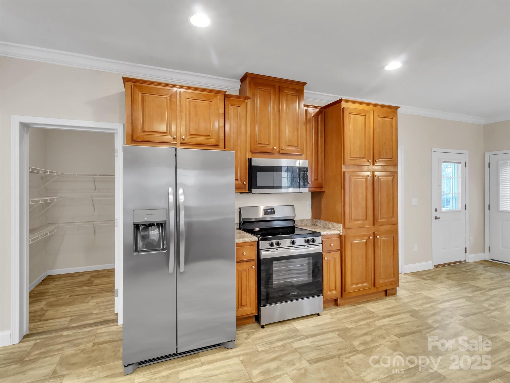 284 Cutting Edge Drive Property Photo 10