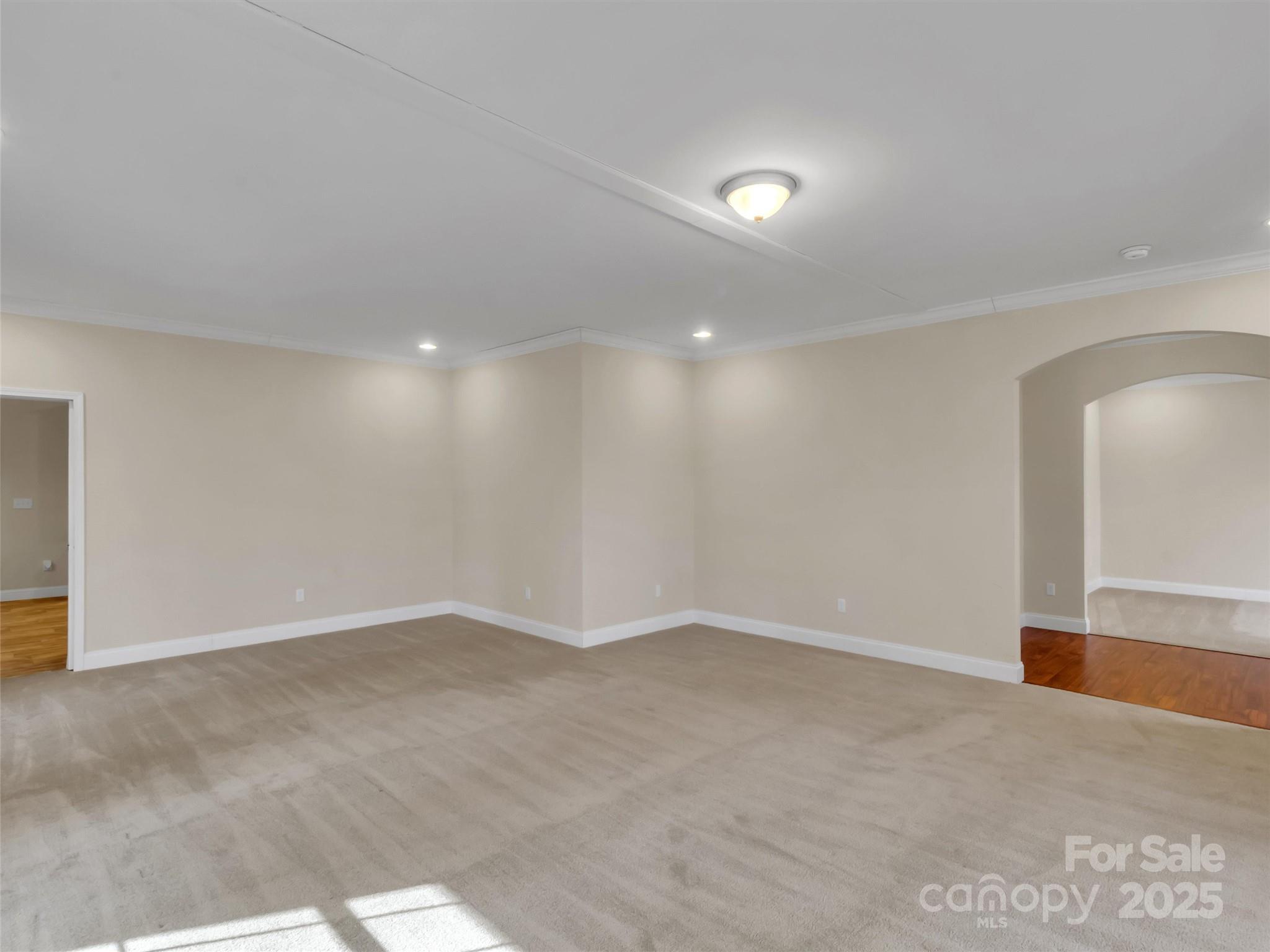 284 Cutting Edge Drive Property Photo 17