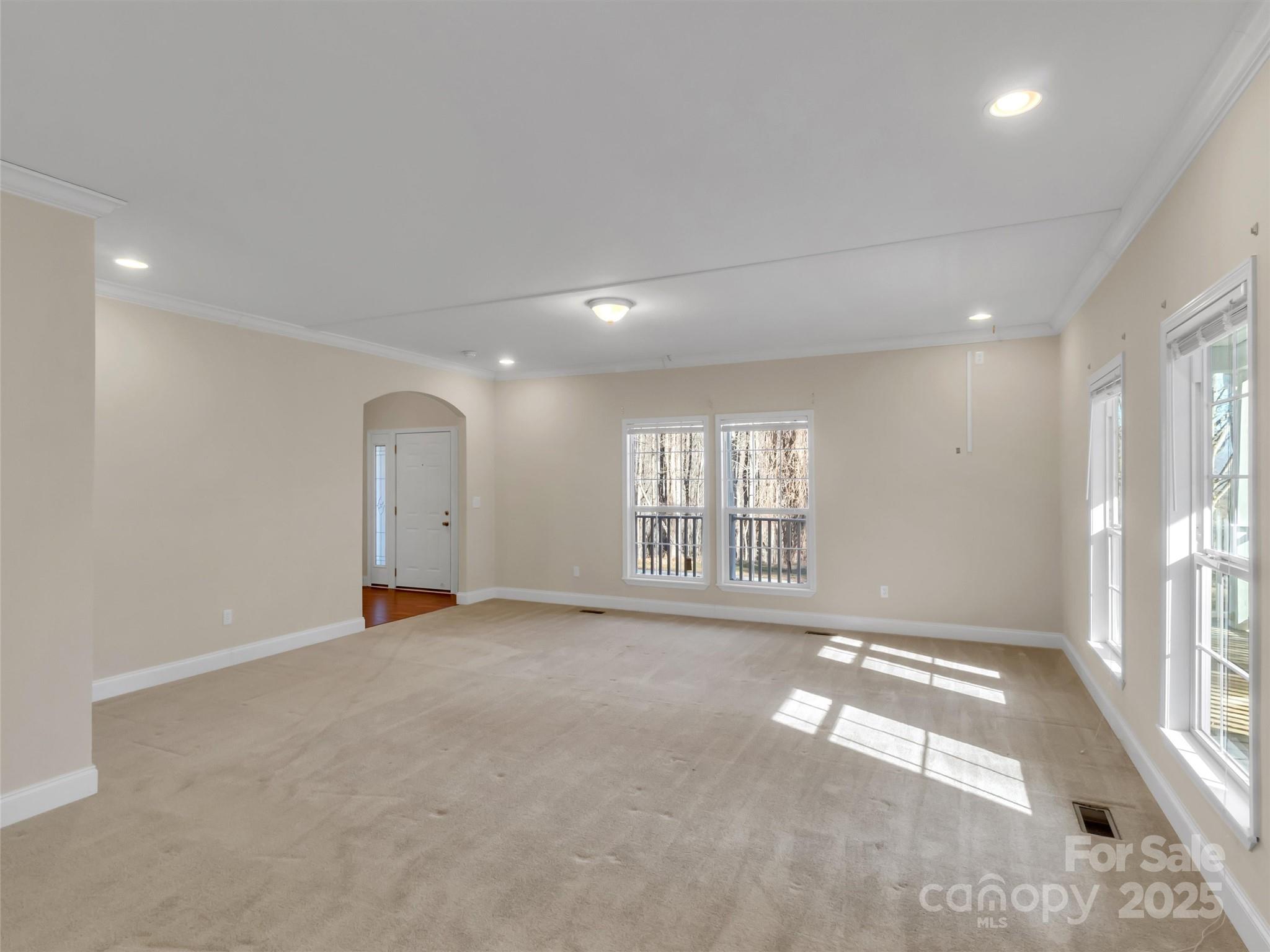 284 Cutting Edge Drive Property Photo 18
