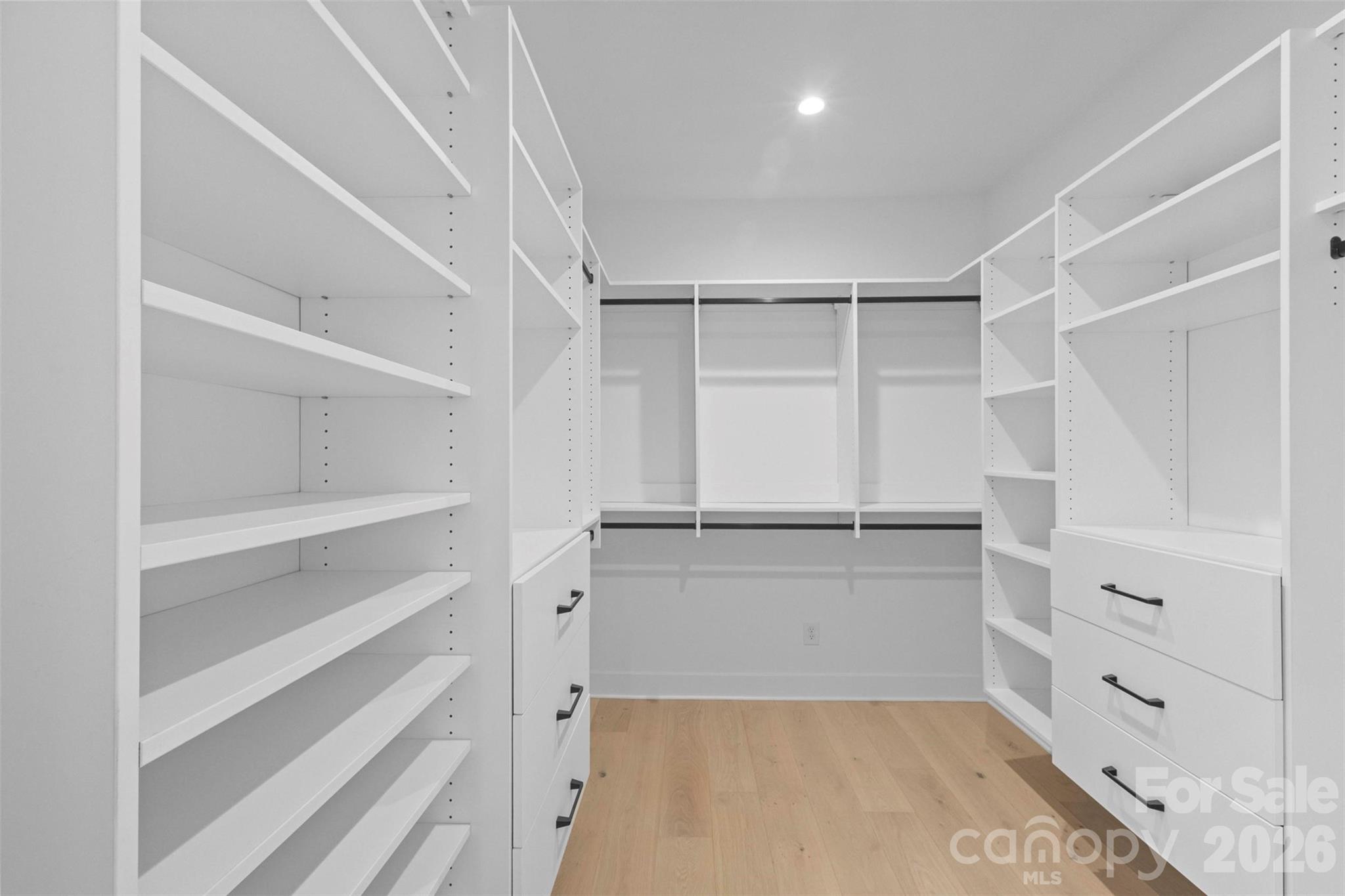 1613 Umstead Street Property Photo 16