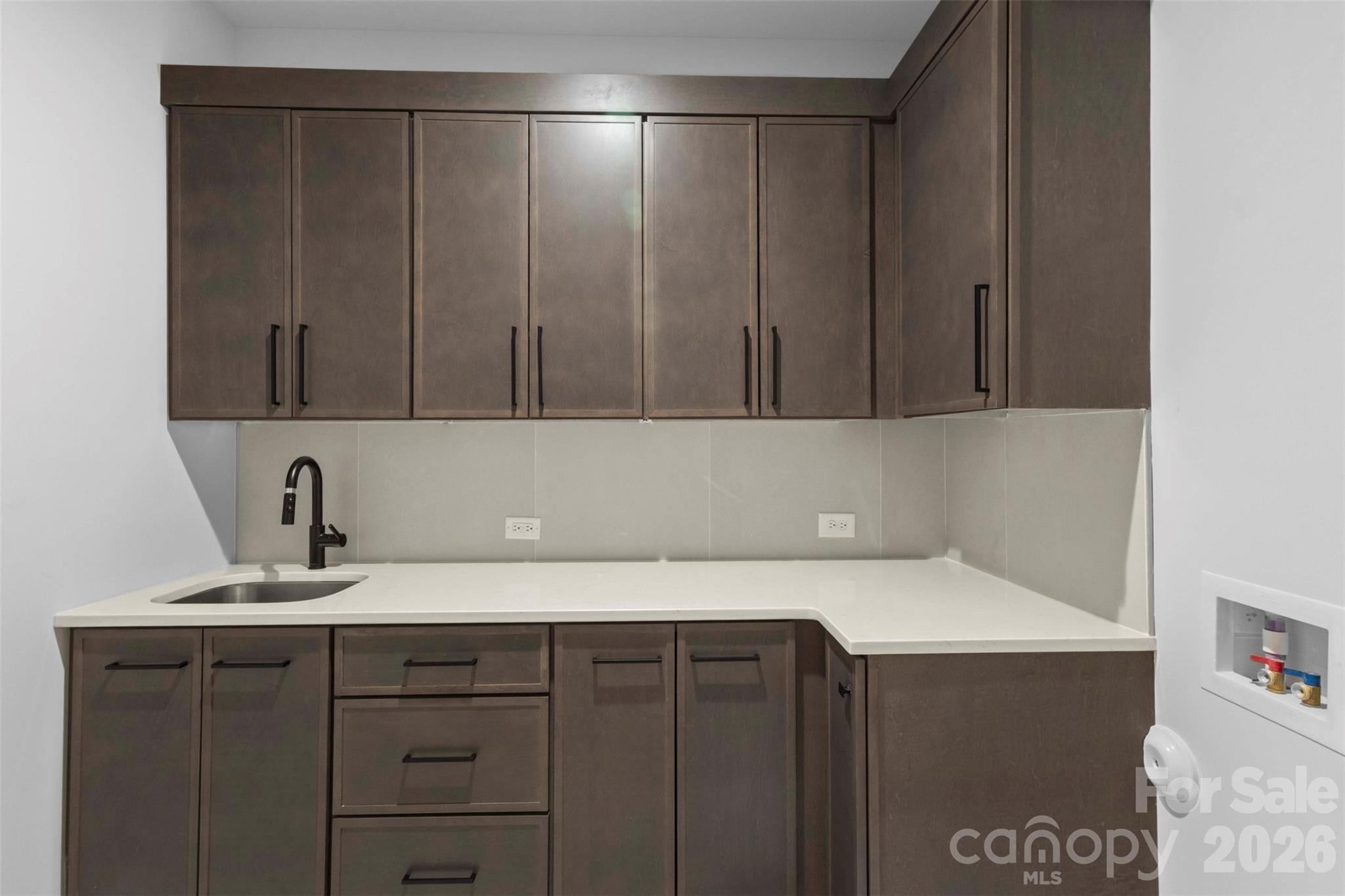 1613 Umstead Street Property Photo 17