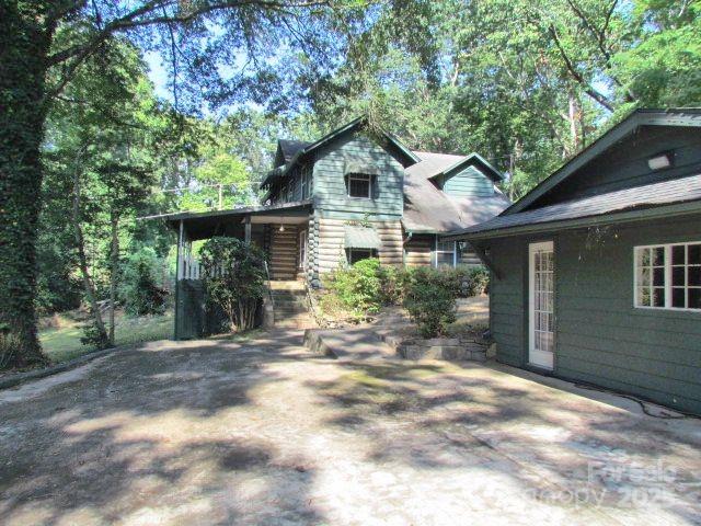 3465 Lynn Road Property Photo 1