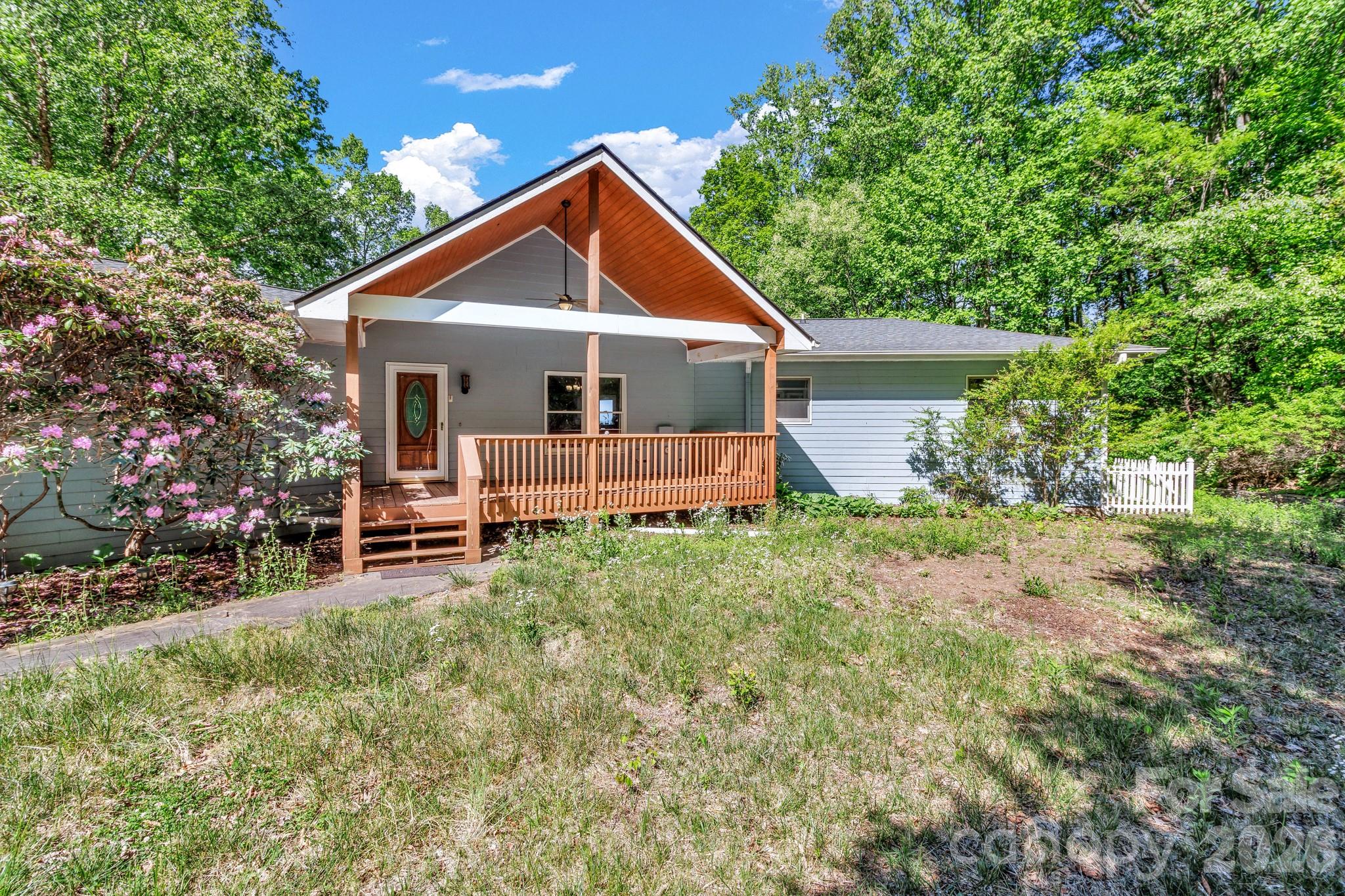 125 Winding Ridge Road Property Photo 3