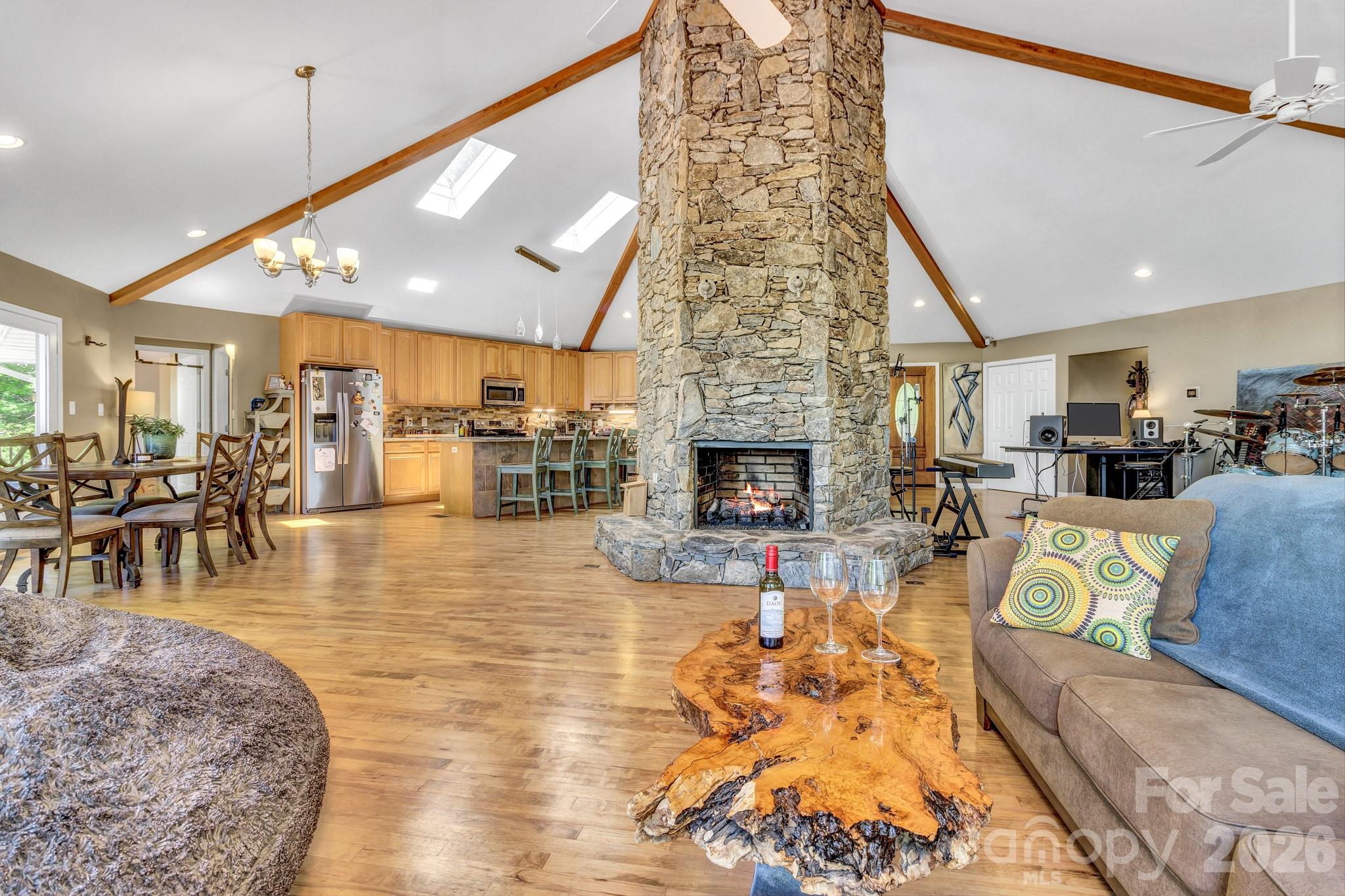 125 Winding Ridge Road Property Photo 8