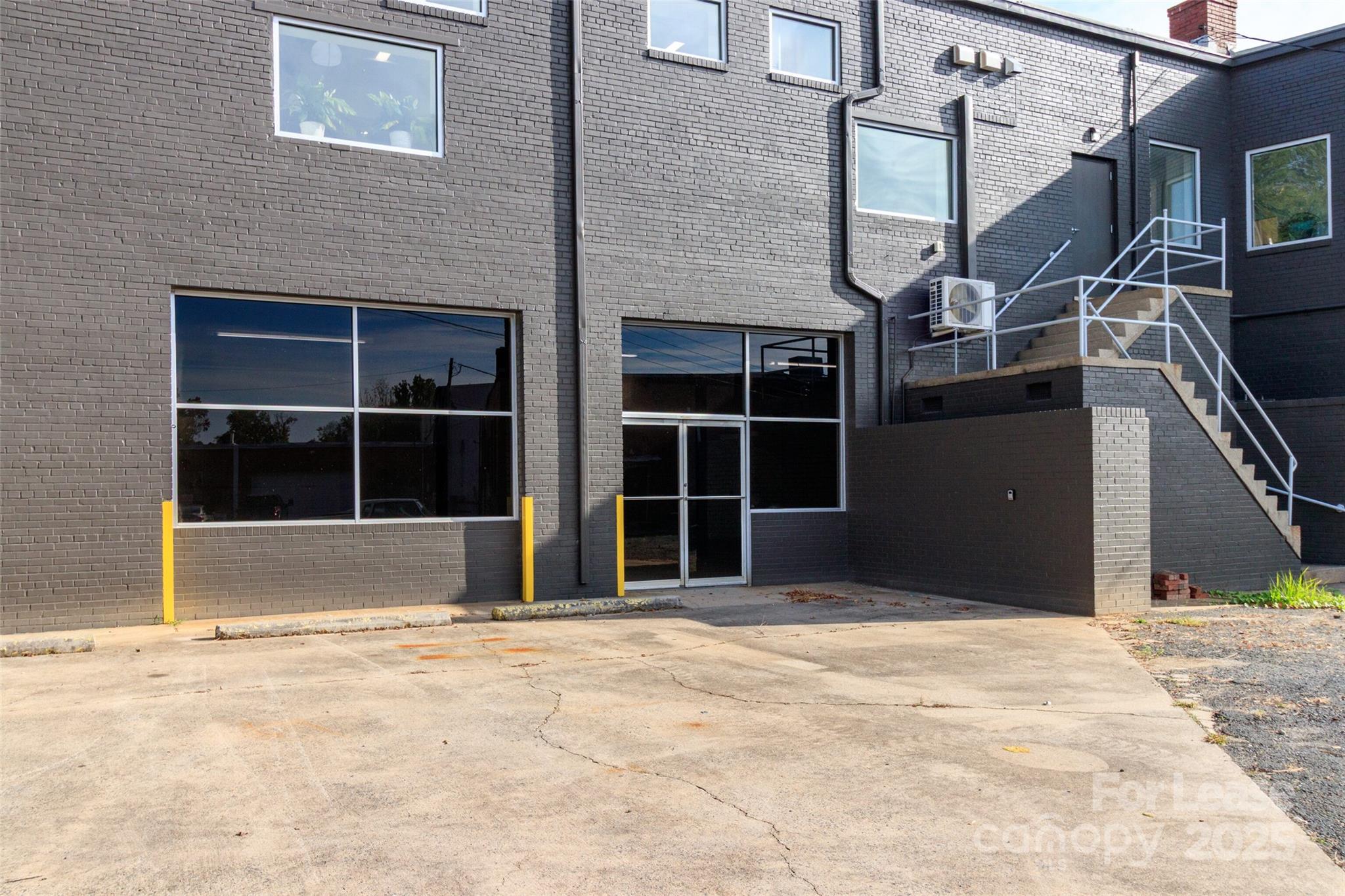 203 Old Charlotte Road Property Photo 9